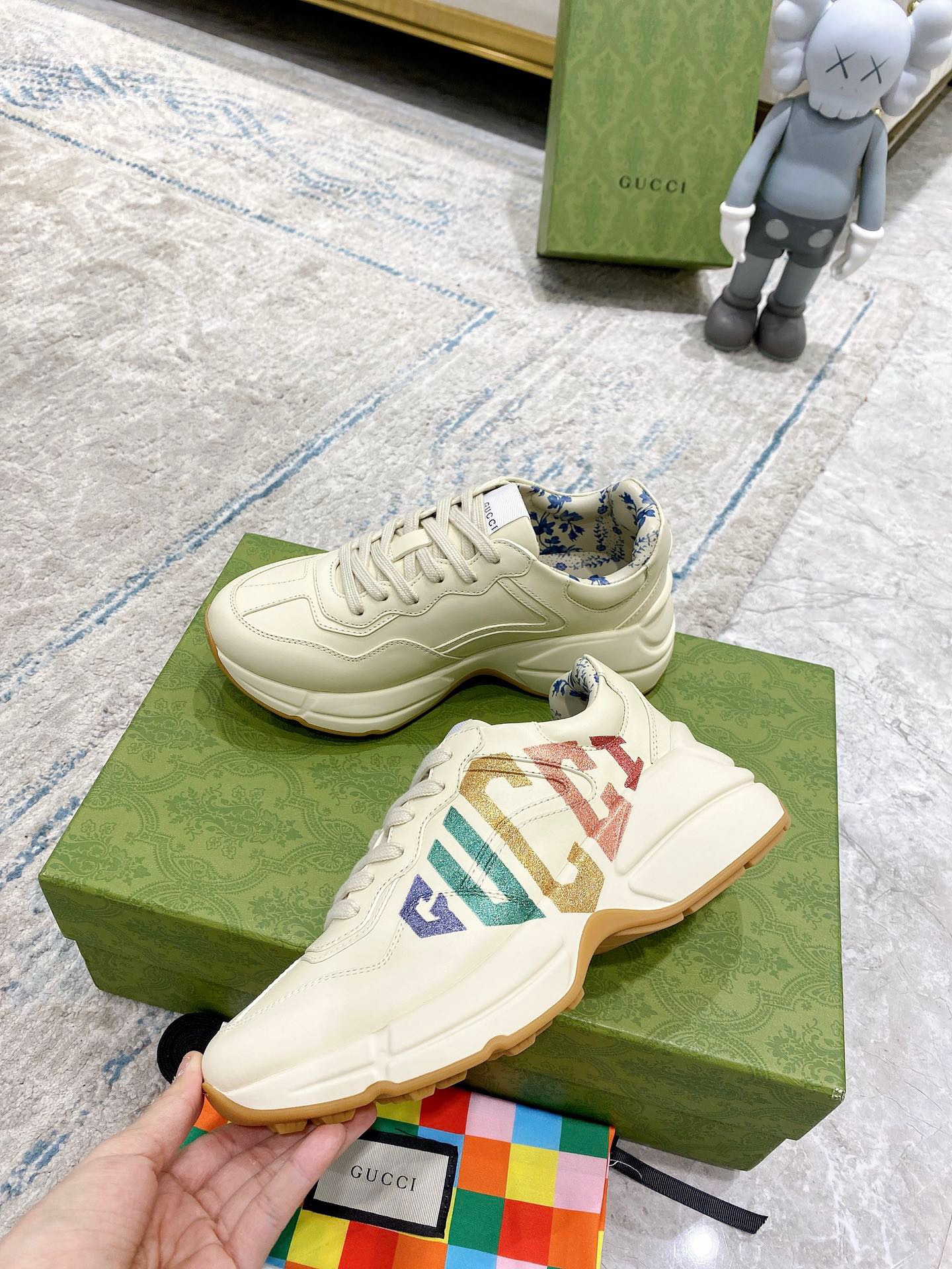 Gucci Sneakers-200