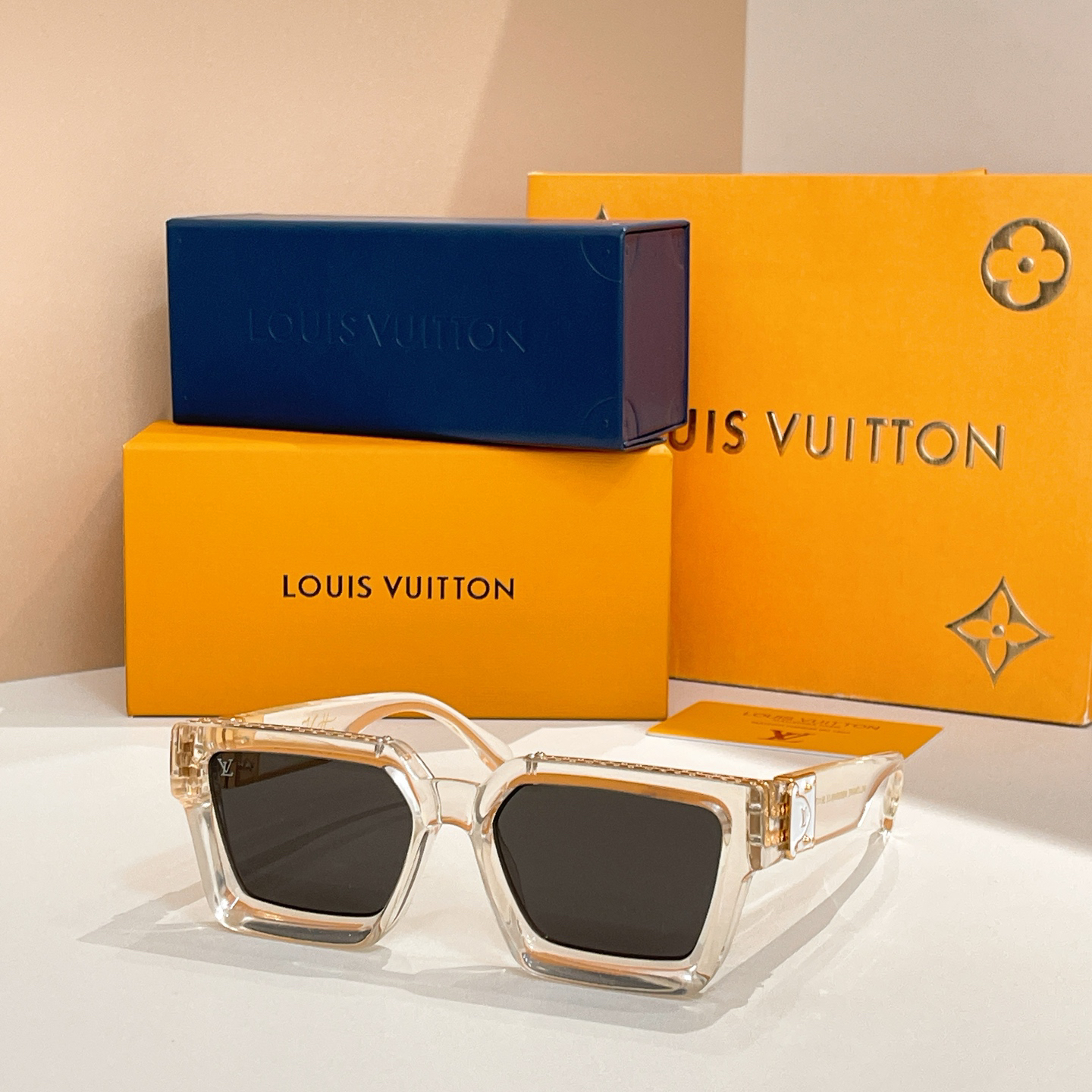 LV glasses-13