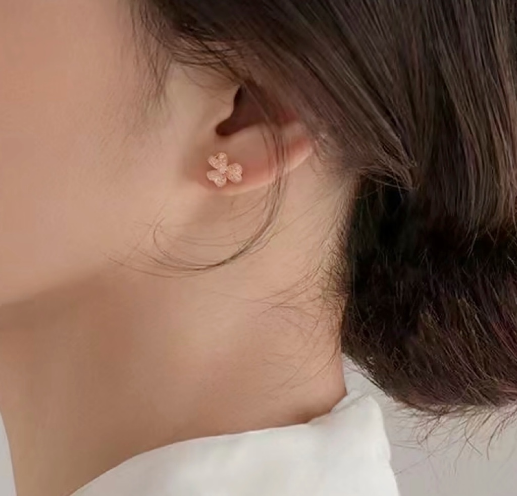 Van Cleef & Arpels earring-79