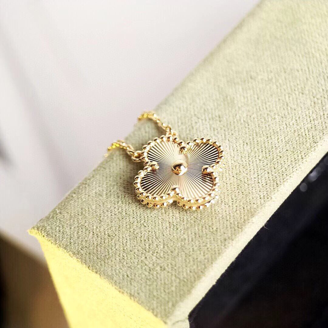 Van Cleef & Arpels necklace-78