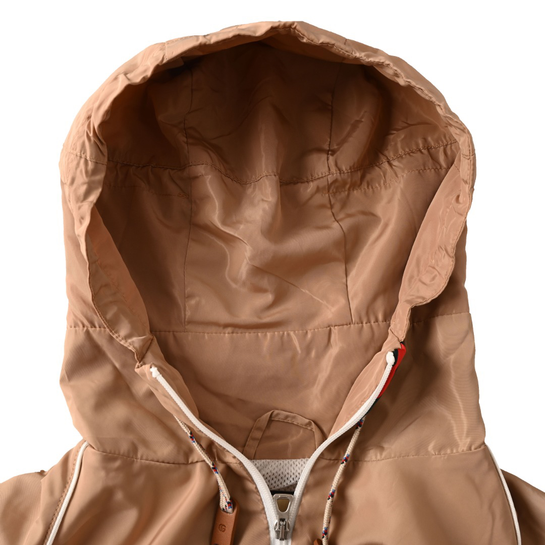 Gucci Clothing-135