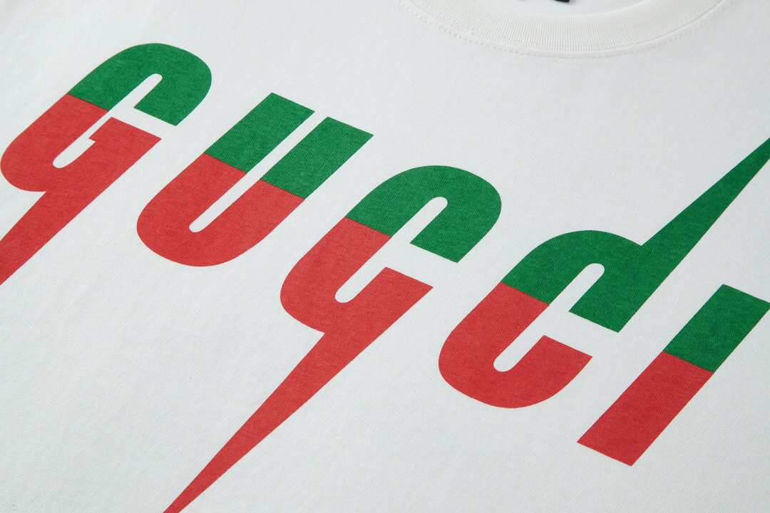 Gucci clothing-96