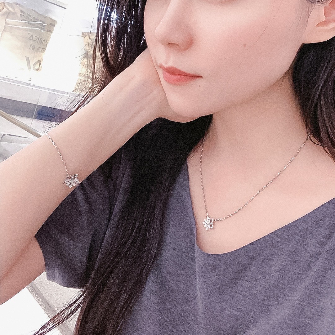 Van Cleef & Arpels Bracelet-40