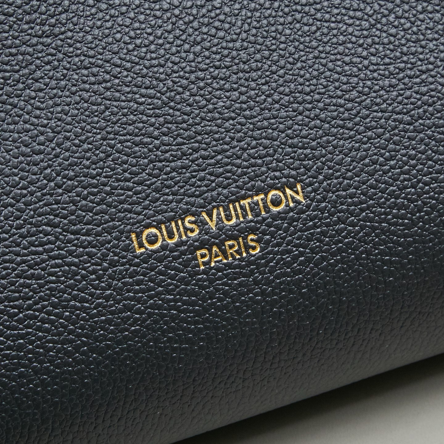Louis Vuitton Hot New Product-14