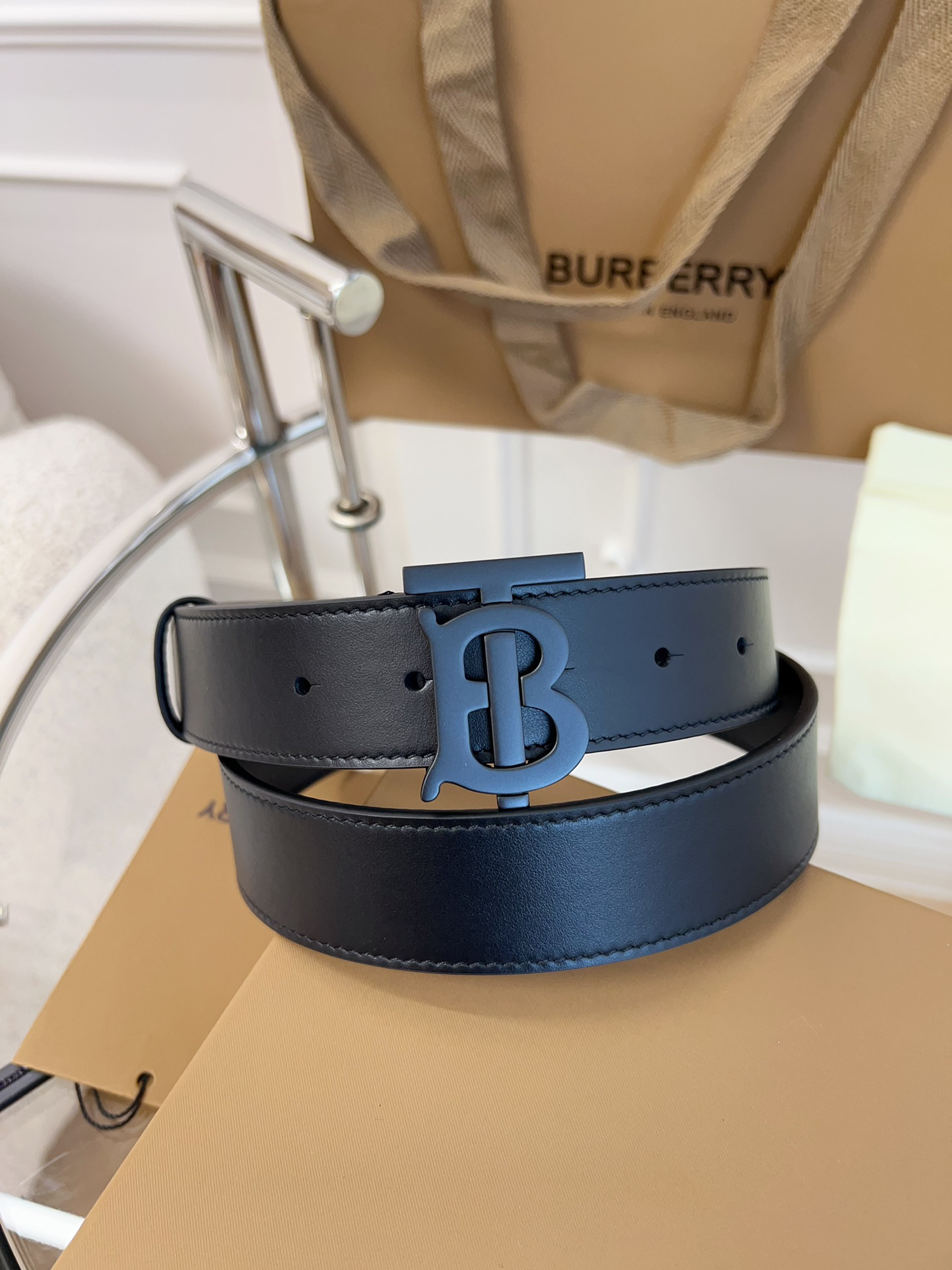 Burberry belt-70