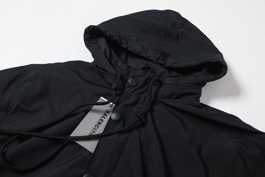 Balenciaga Clothing-326