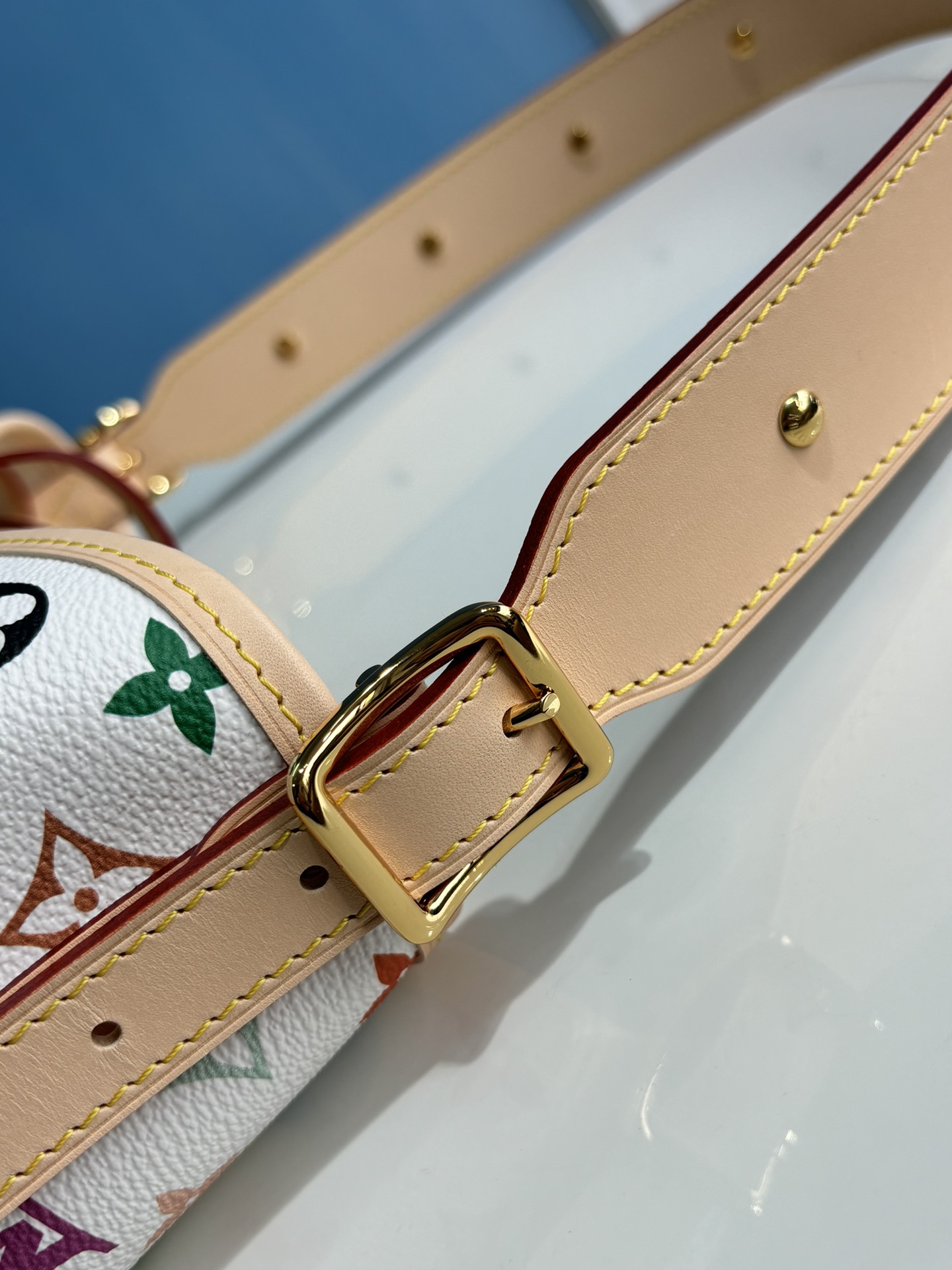 Louis Vuitton Hot New Product-90