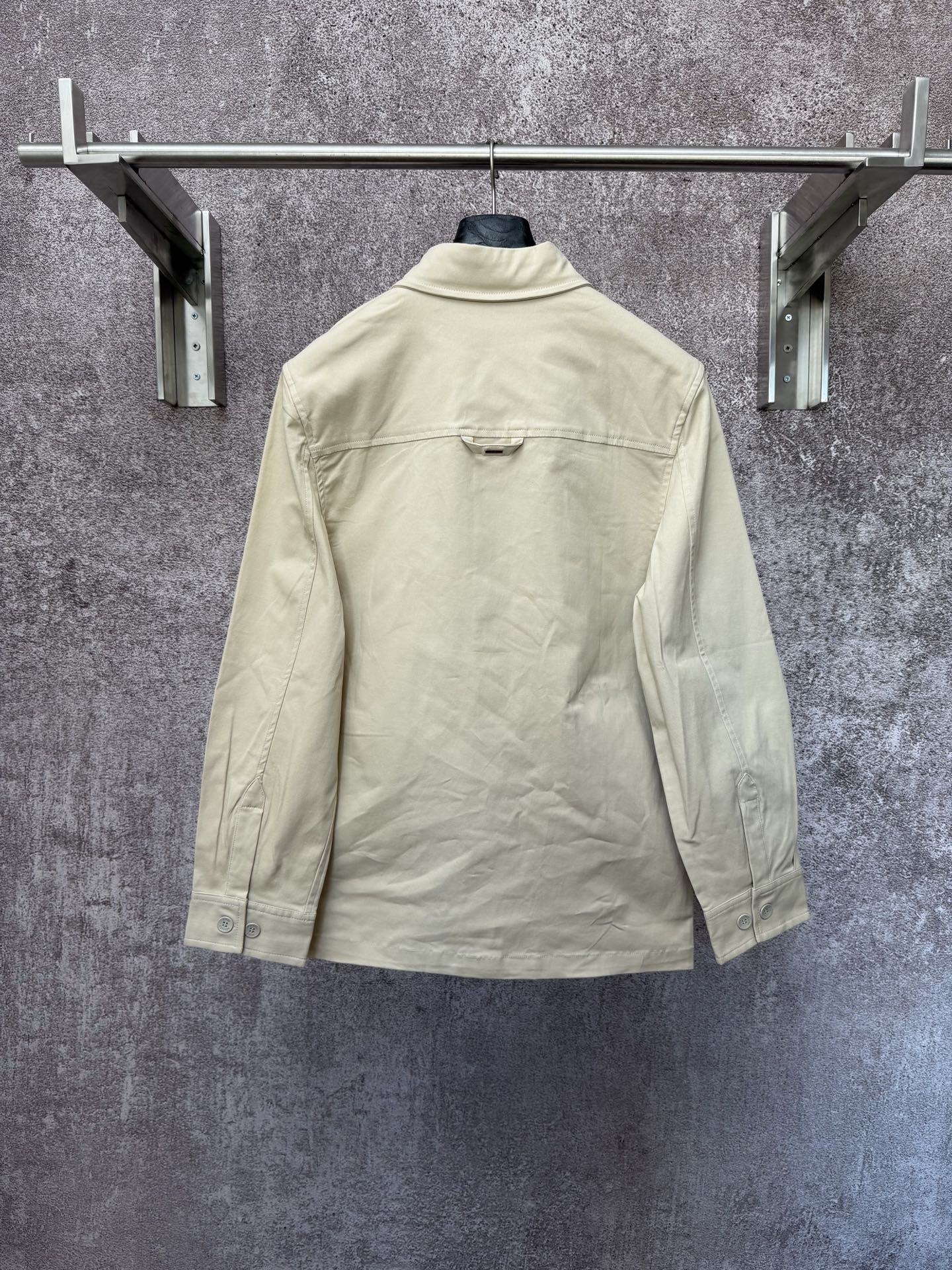 LV Clothing-293