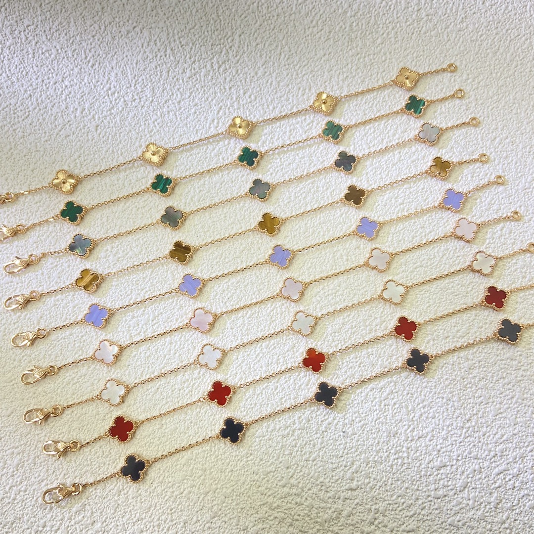 Van Cleef & Arpels Bracelet-126