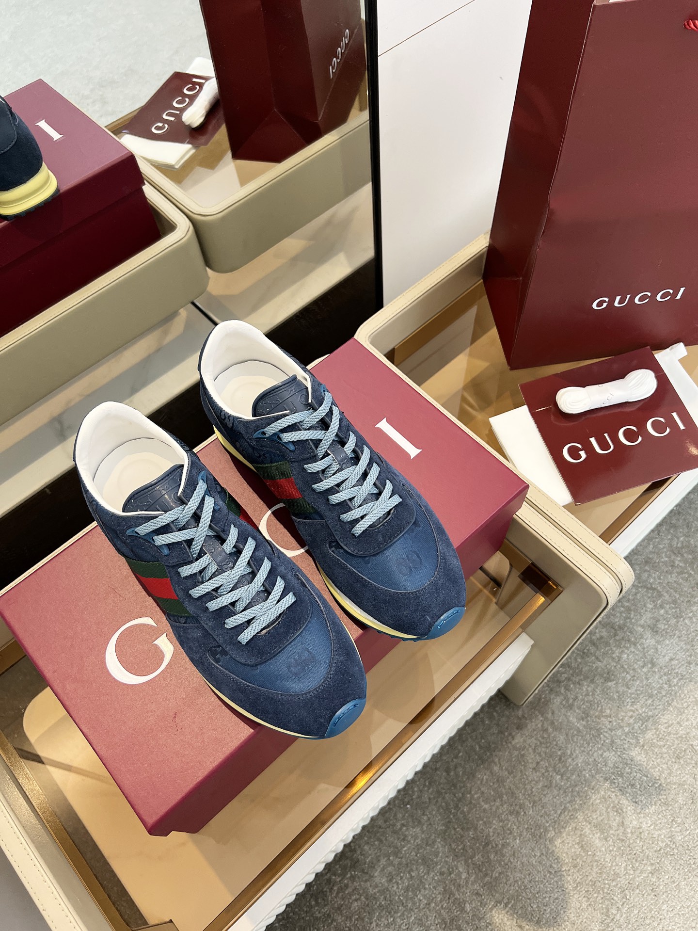 Gucci Sneakers-224