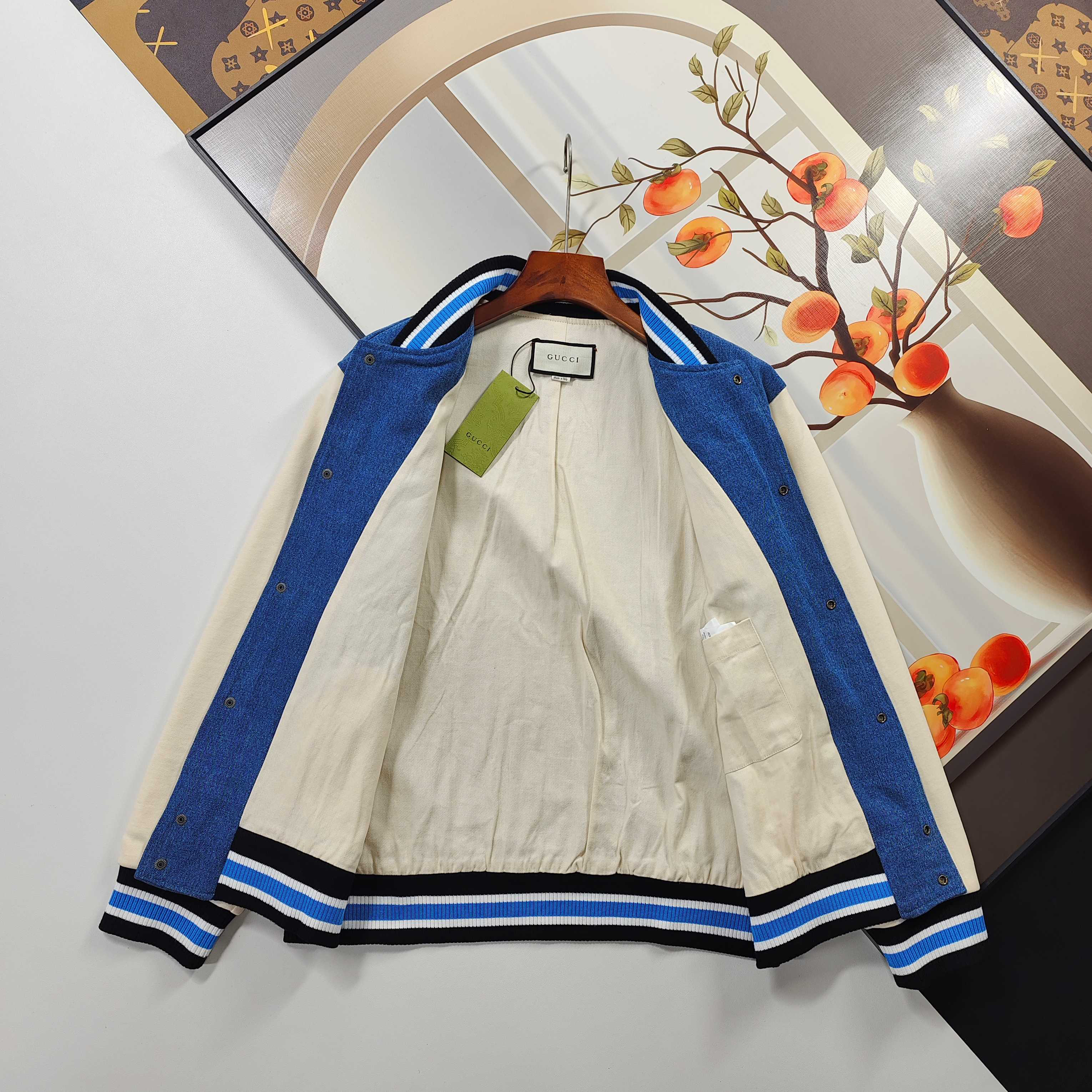 Gucci Clothing-310