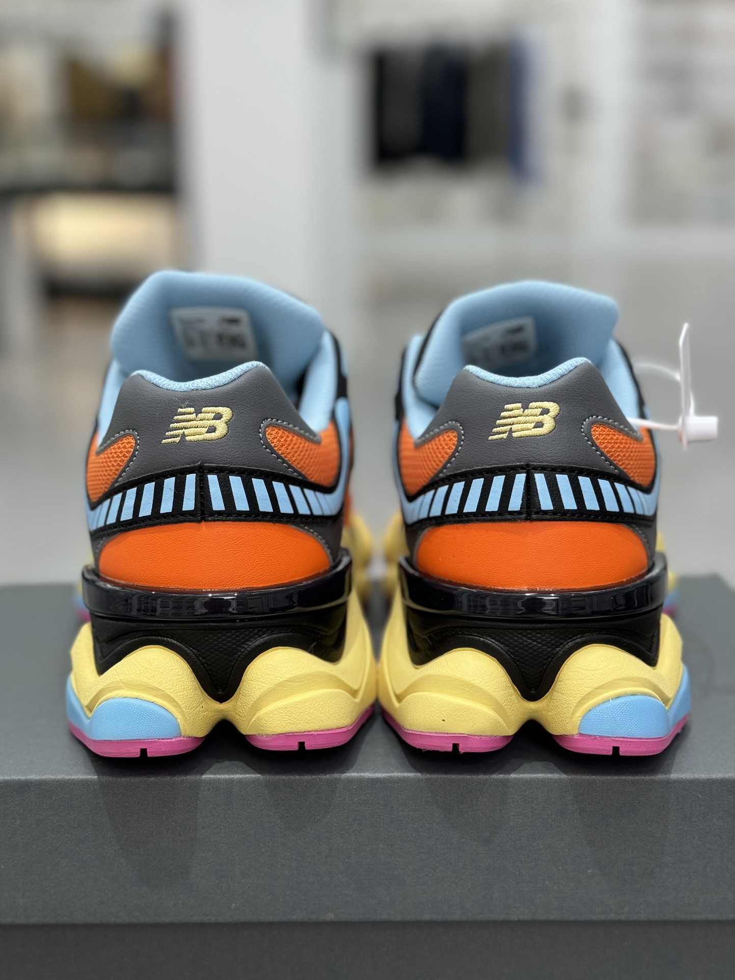 New Balance Sneakers-194