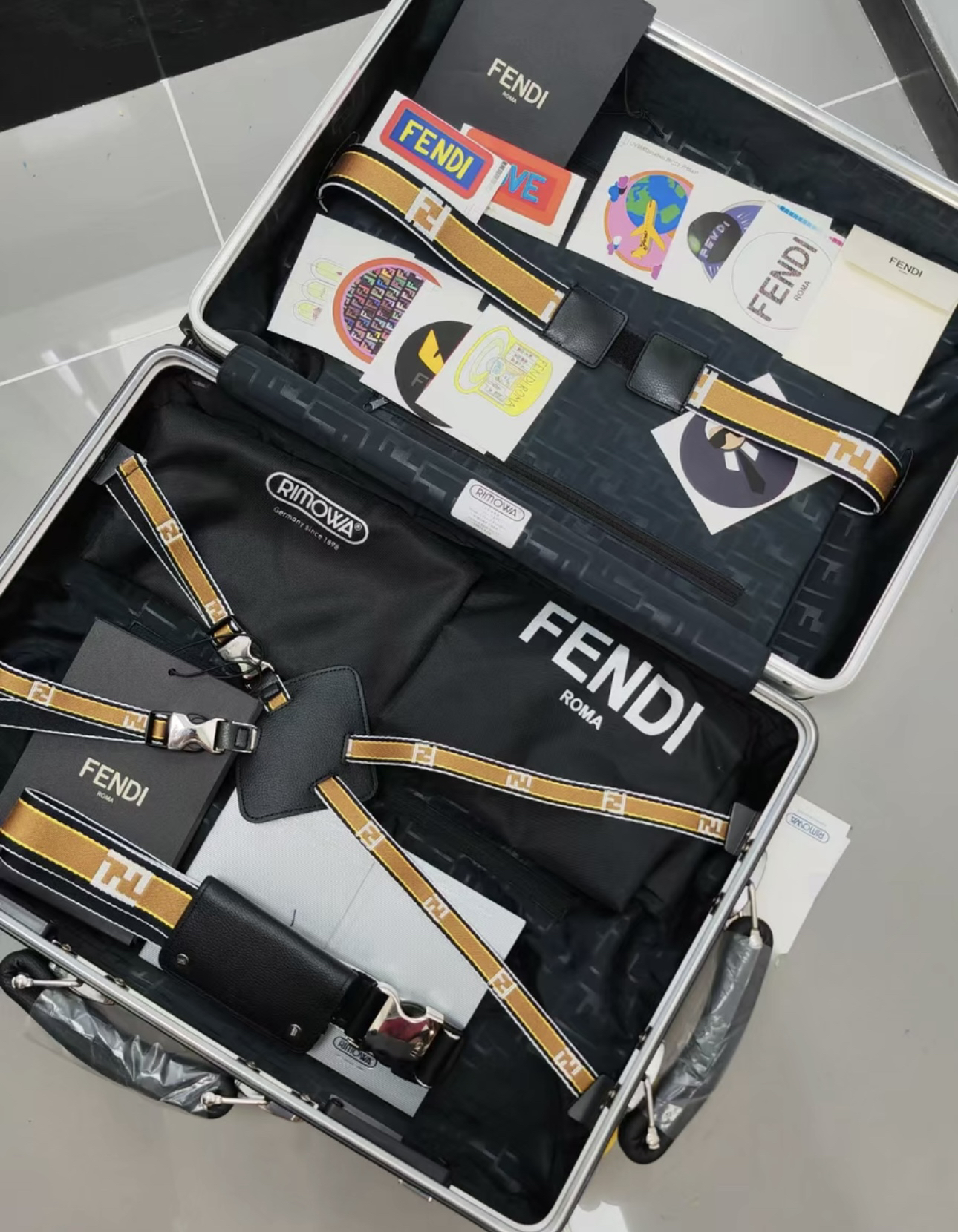 Fendi luggage-23