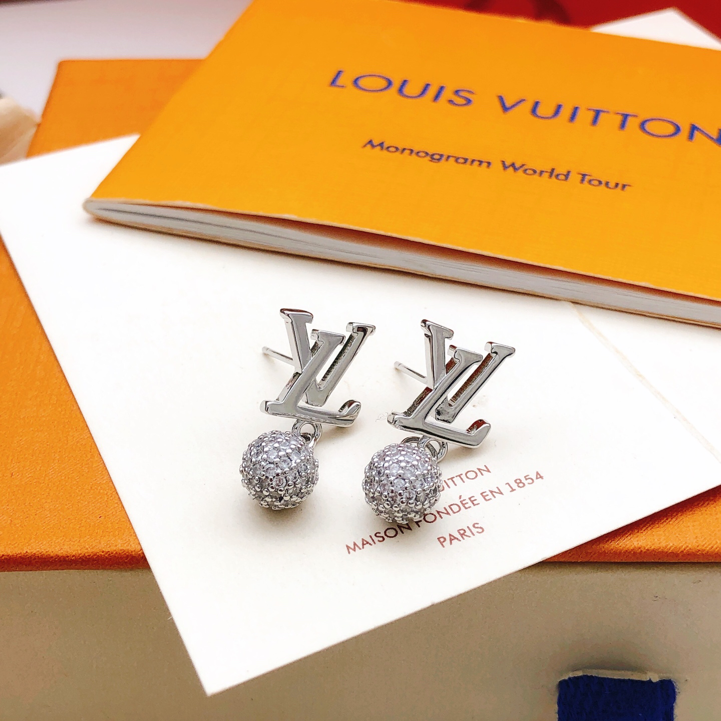 LV earrings-44