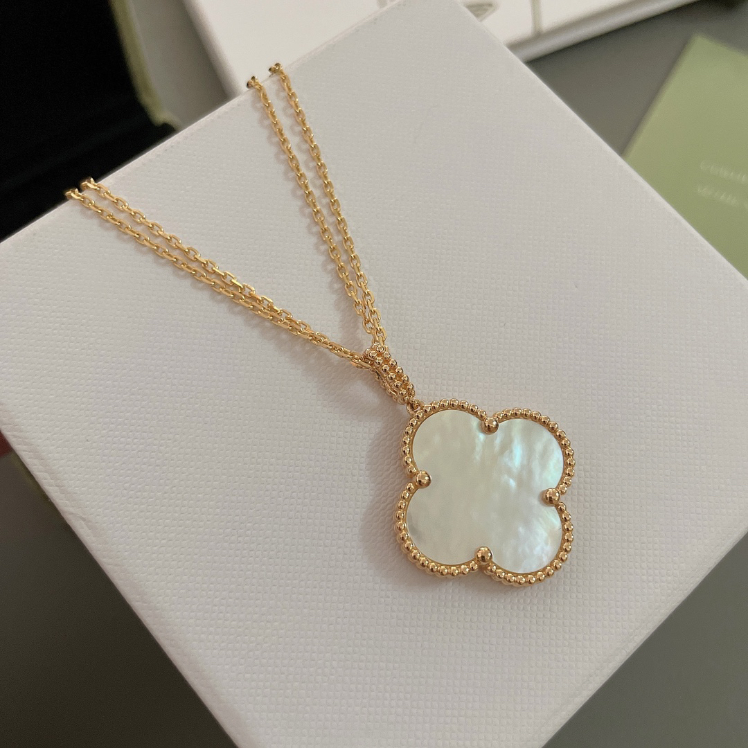 Van Cleef & Arpels necklace-44
