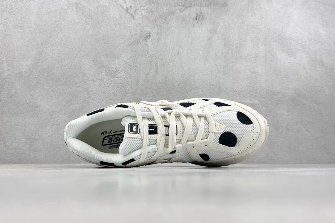 New Balance Sneakers-91