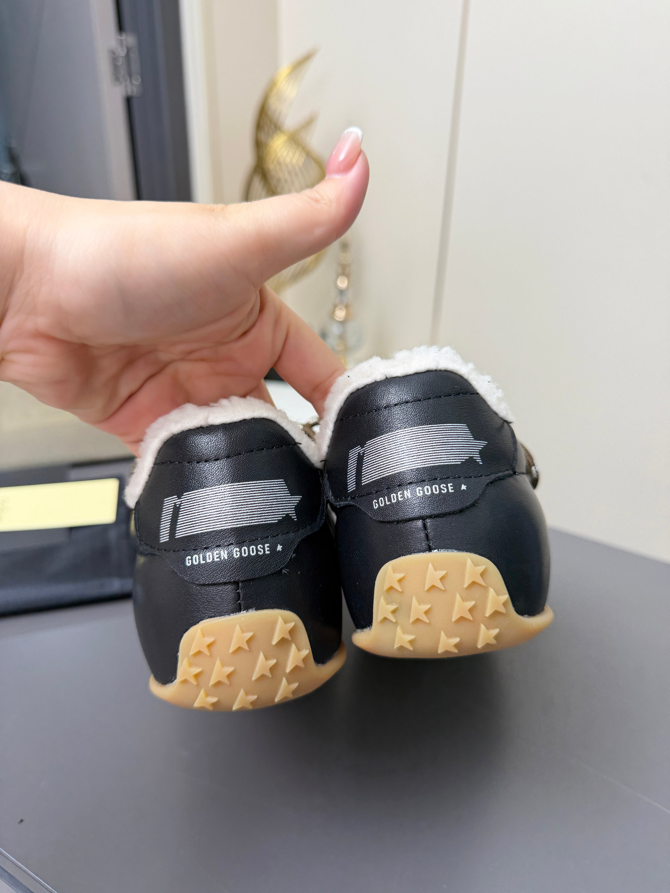 Golden Goose Sneakers-28