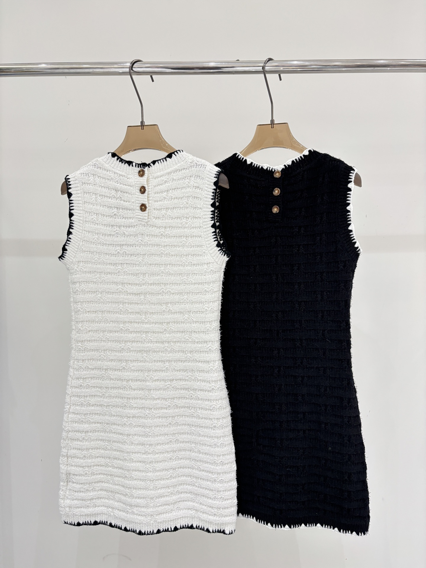 Chanel Clothing-71