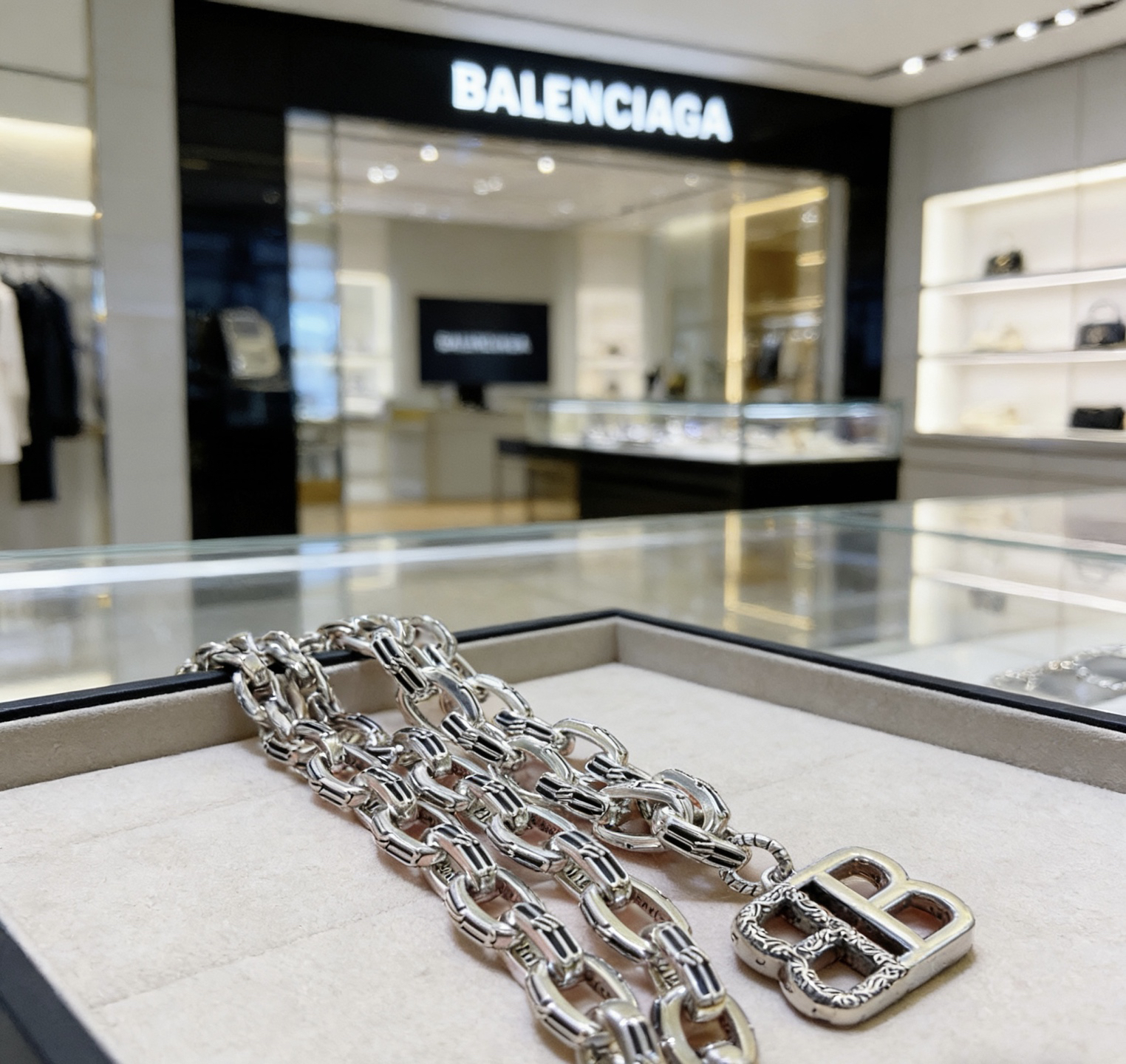 Balenciaga necklace-43