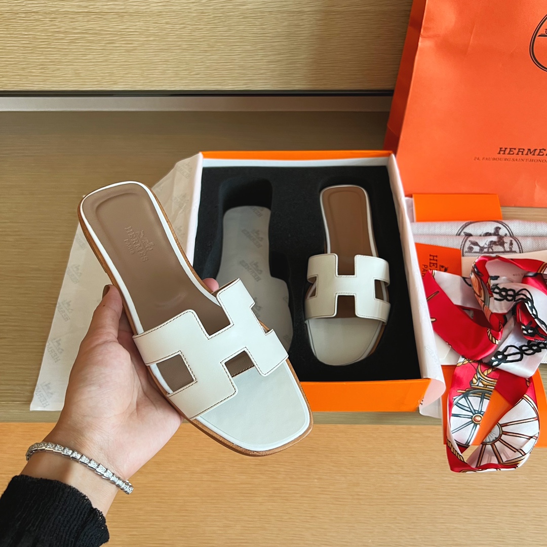 Hermes Summer footwear