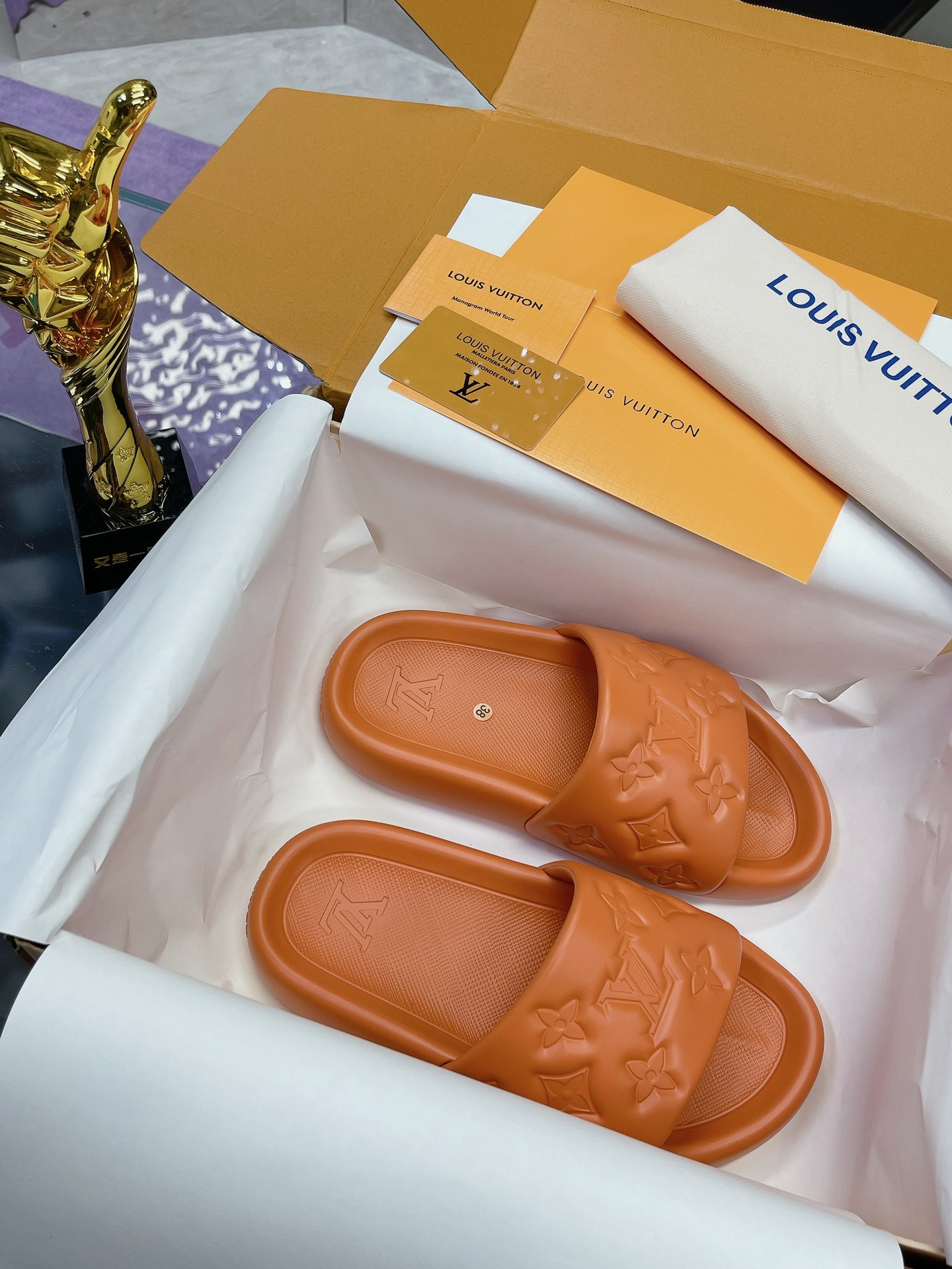 LV Summer footwear