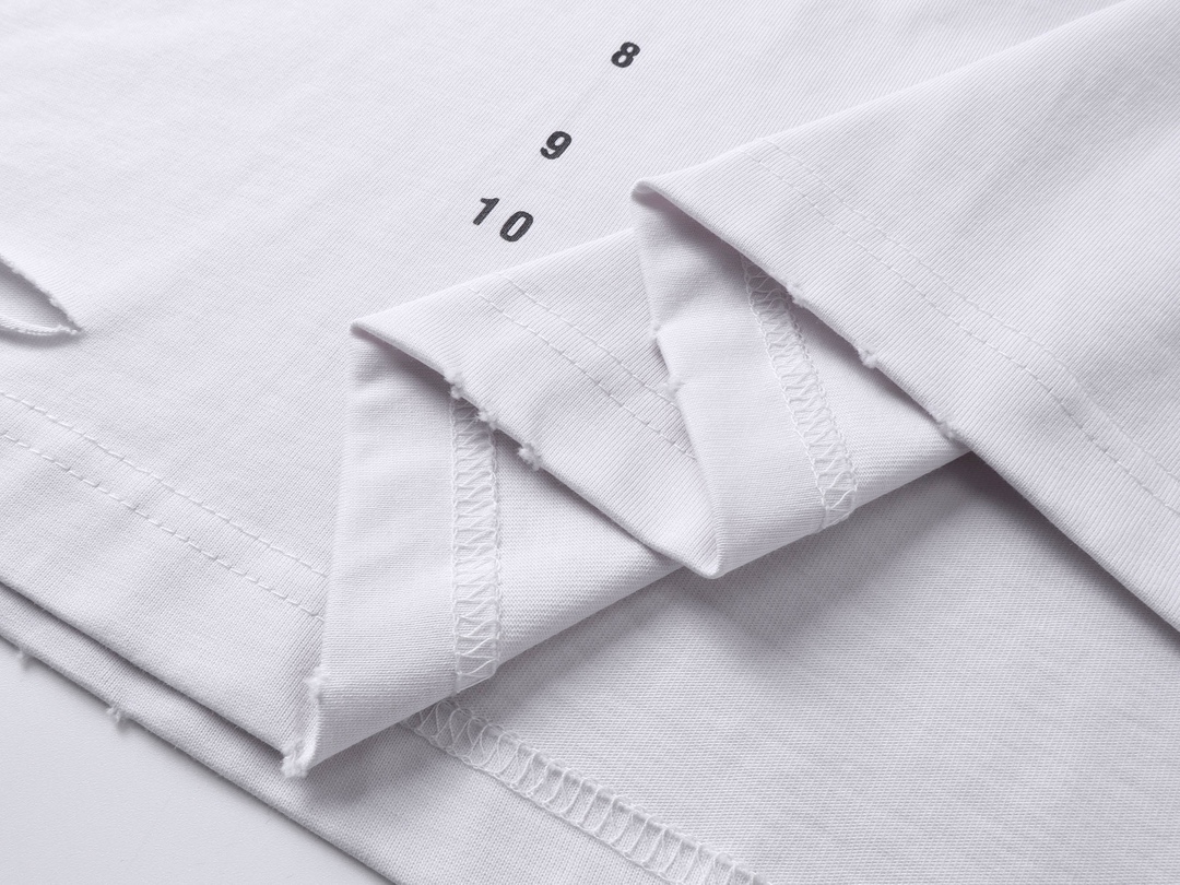 Balenciaga clothing-164