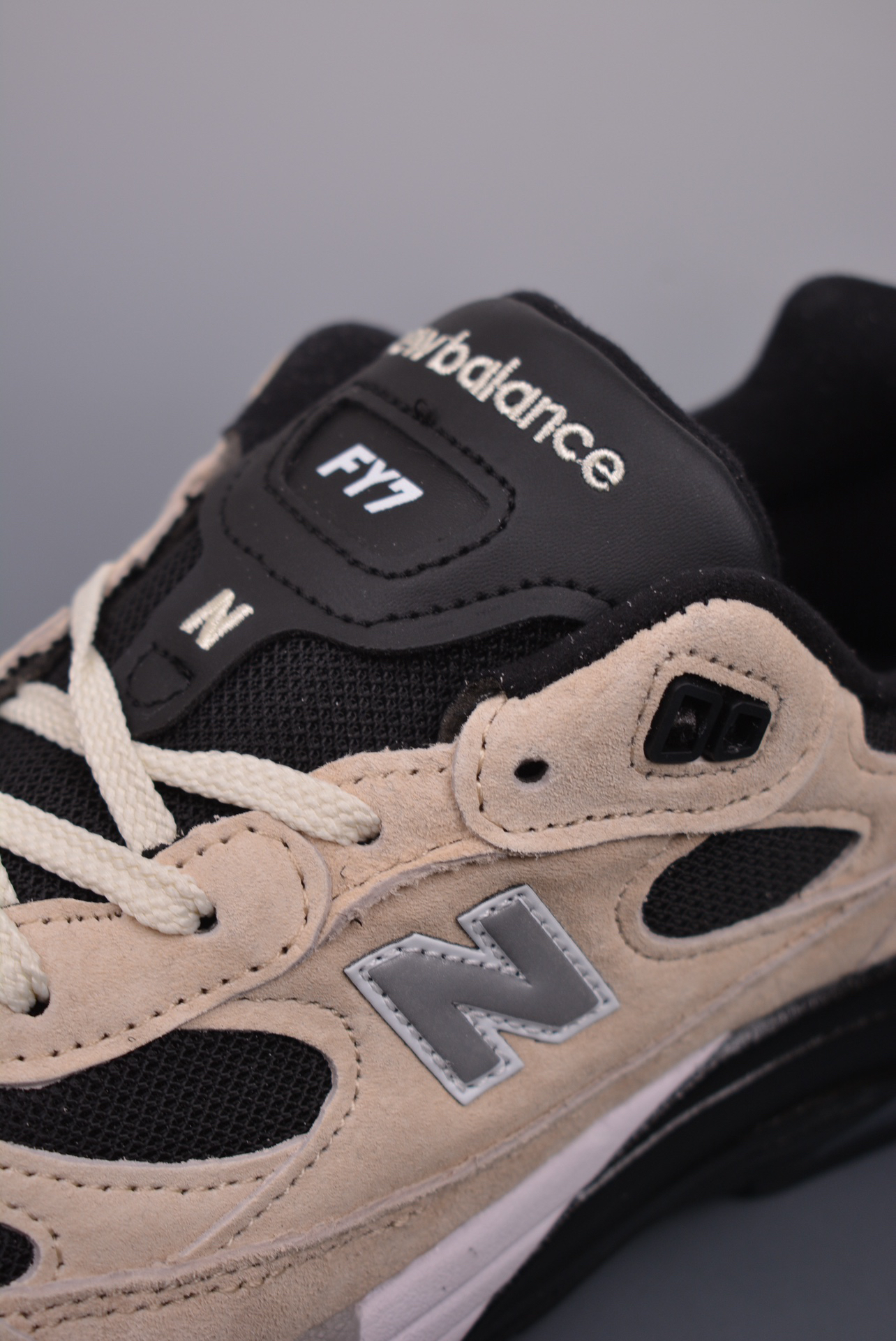 New Balance Sneakers-30