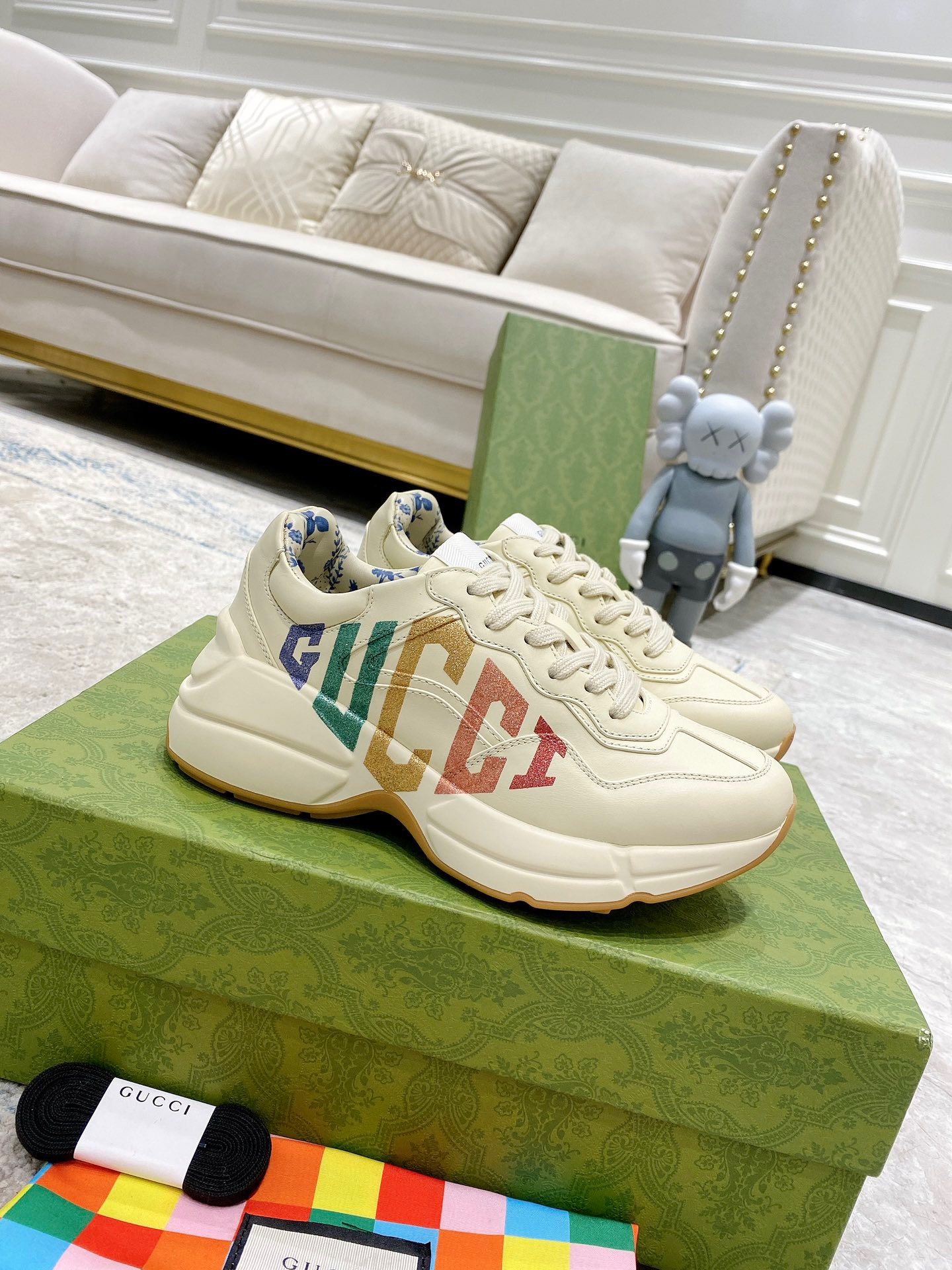 Gucci Sneakers-200