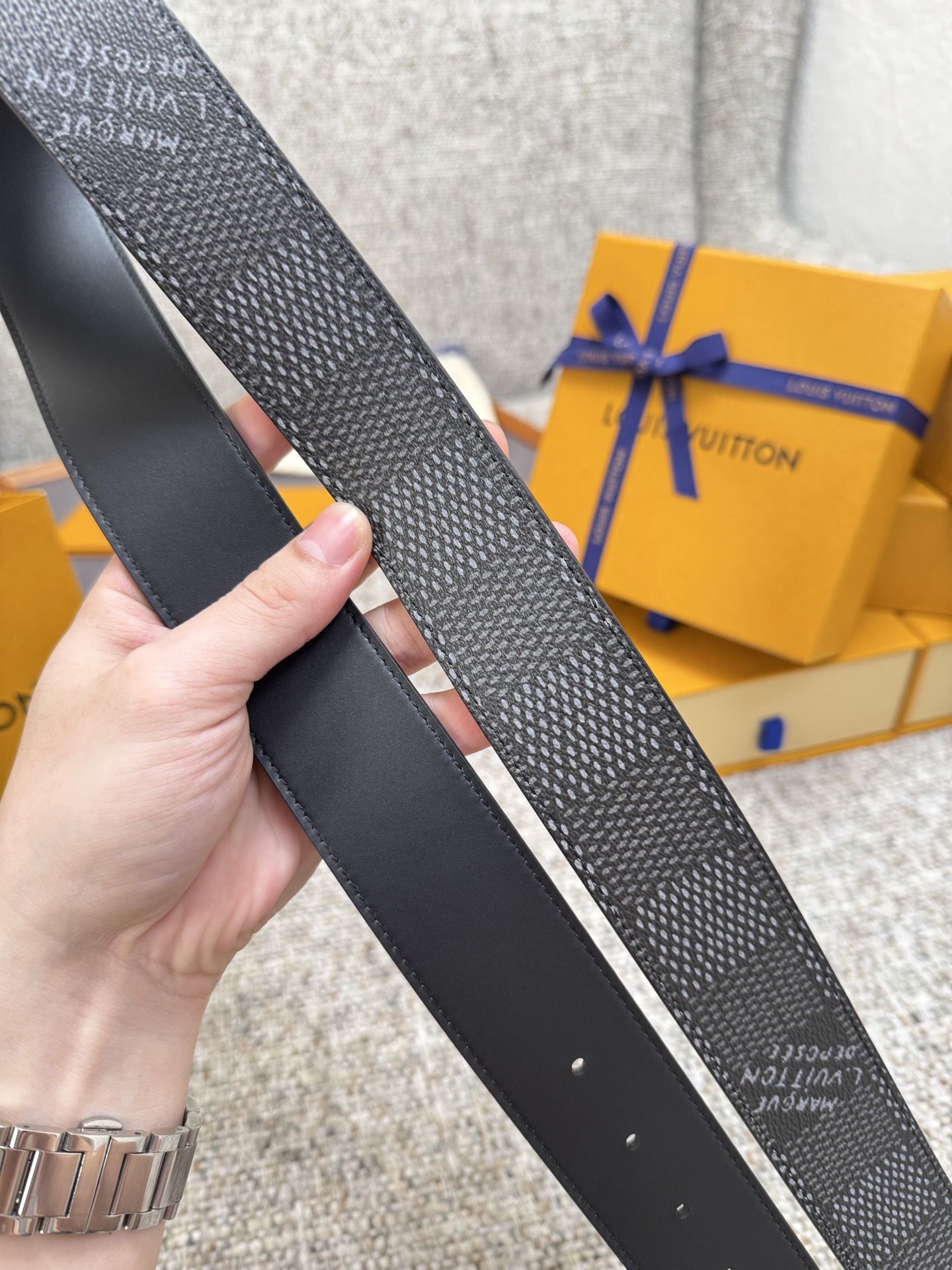 Lv belt-37