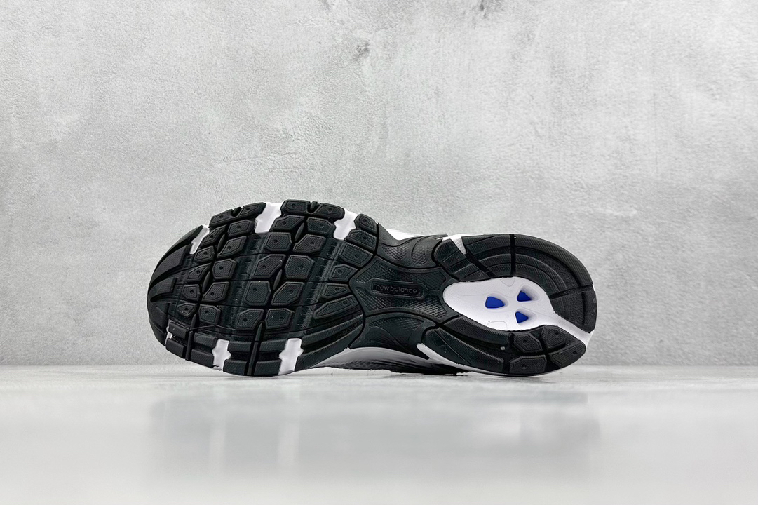 New Balance Sneakers-94