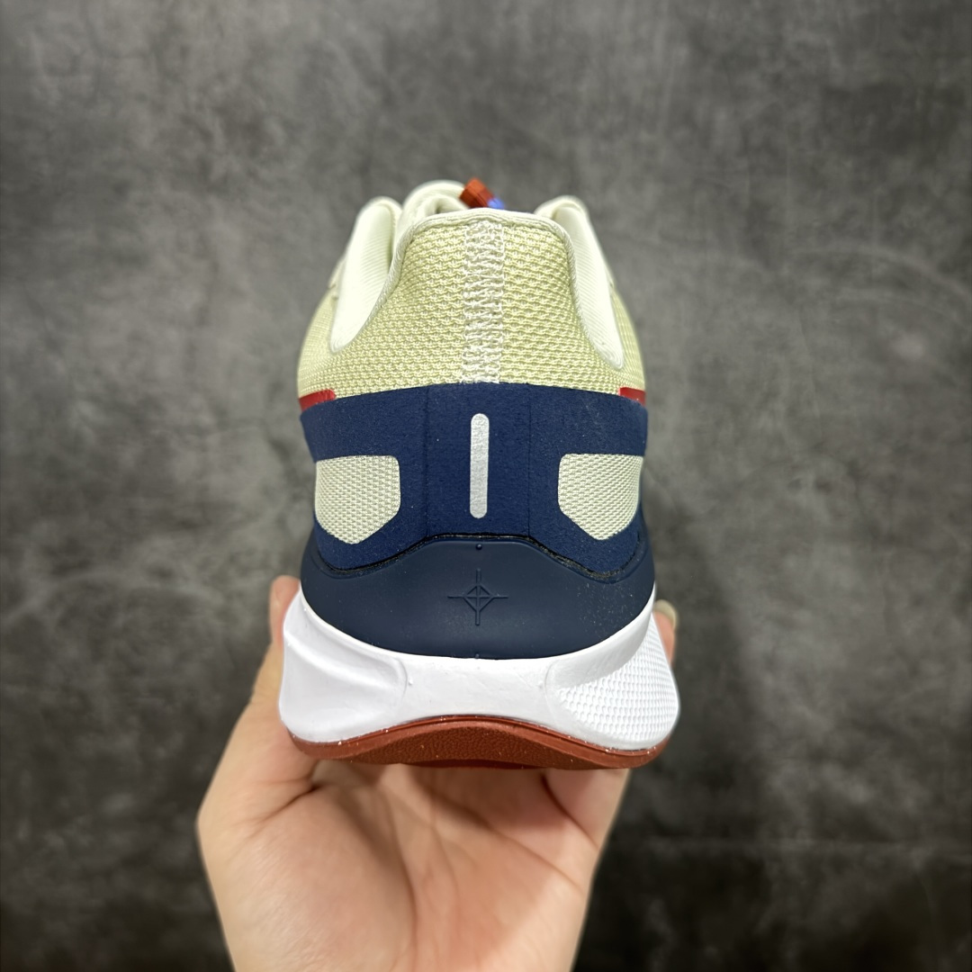 Nike Sneakers-179