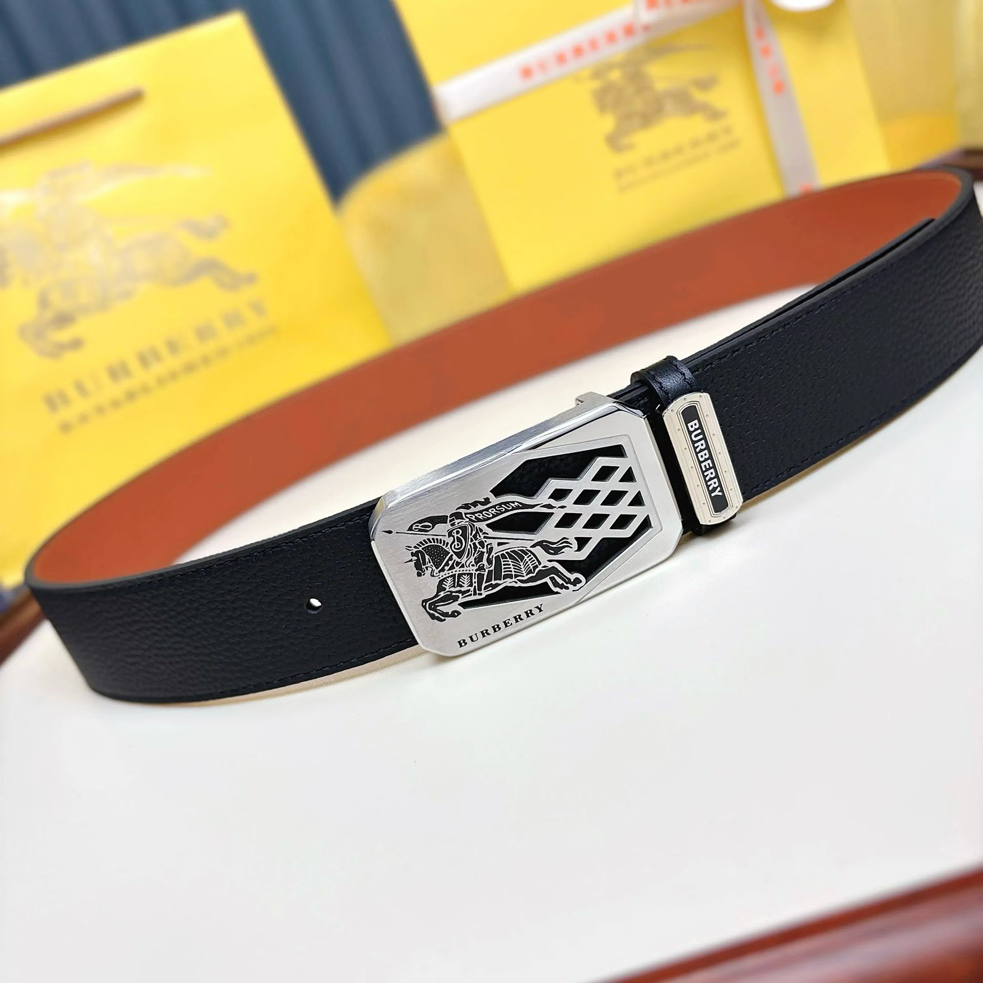 Burberry belt-68