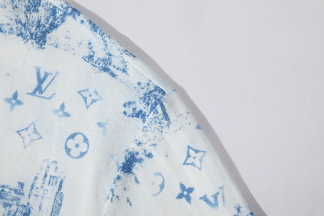 LV clothing-217