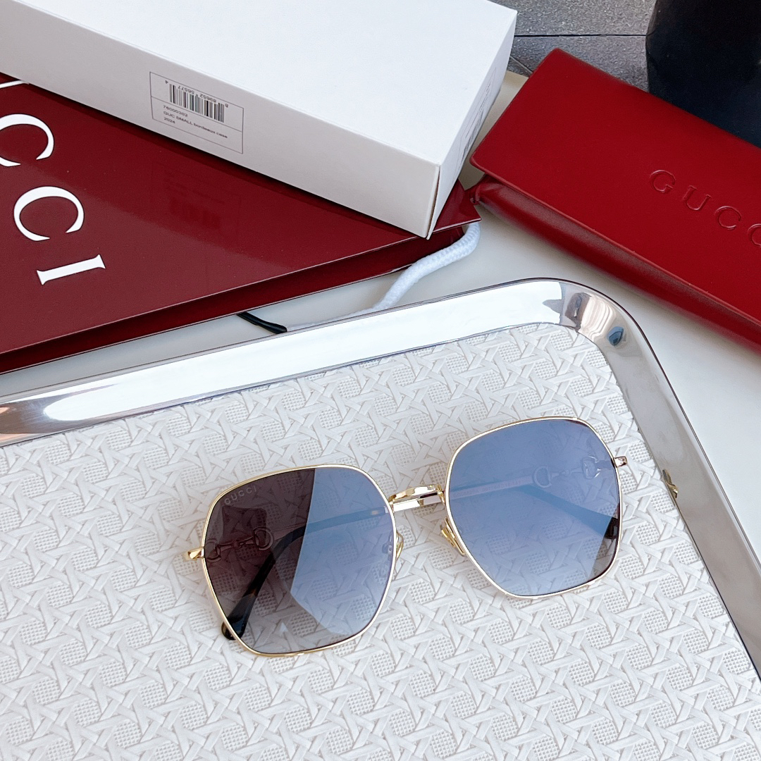 Gucci glasses-25