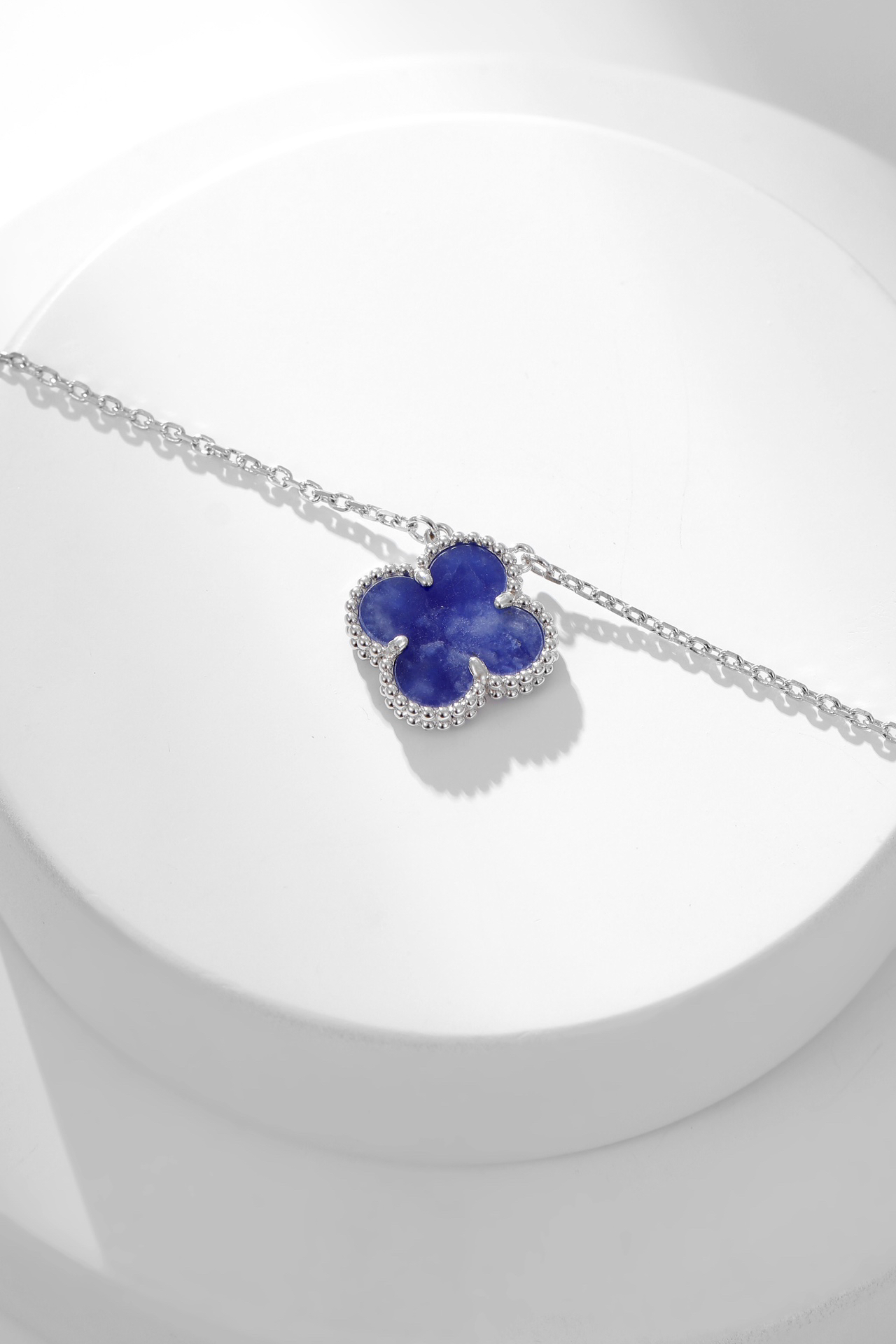 Van Cleef & Arpels necklace-38