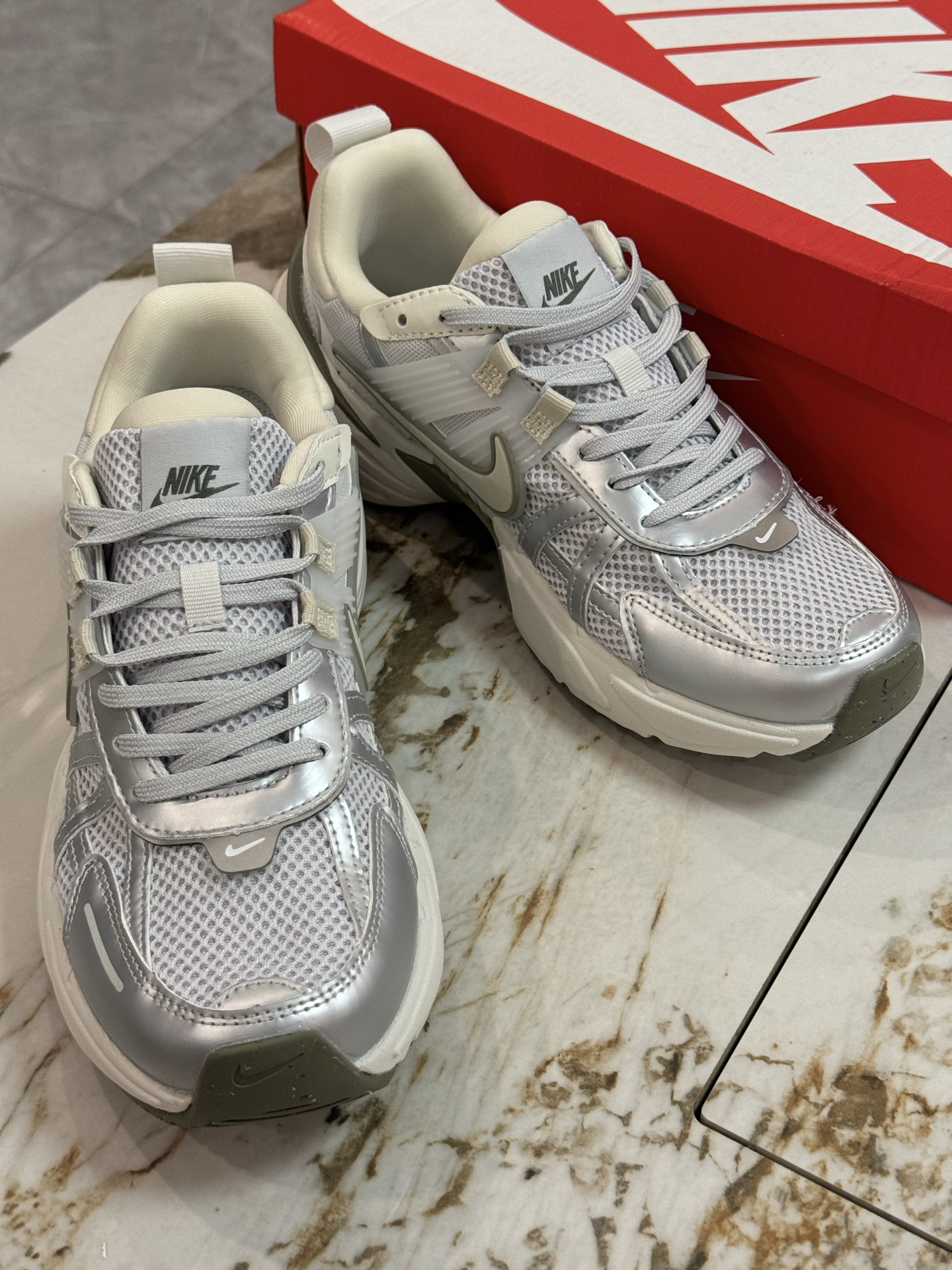 Nike Sneakers-243