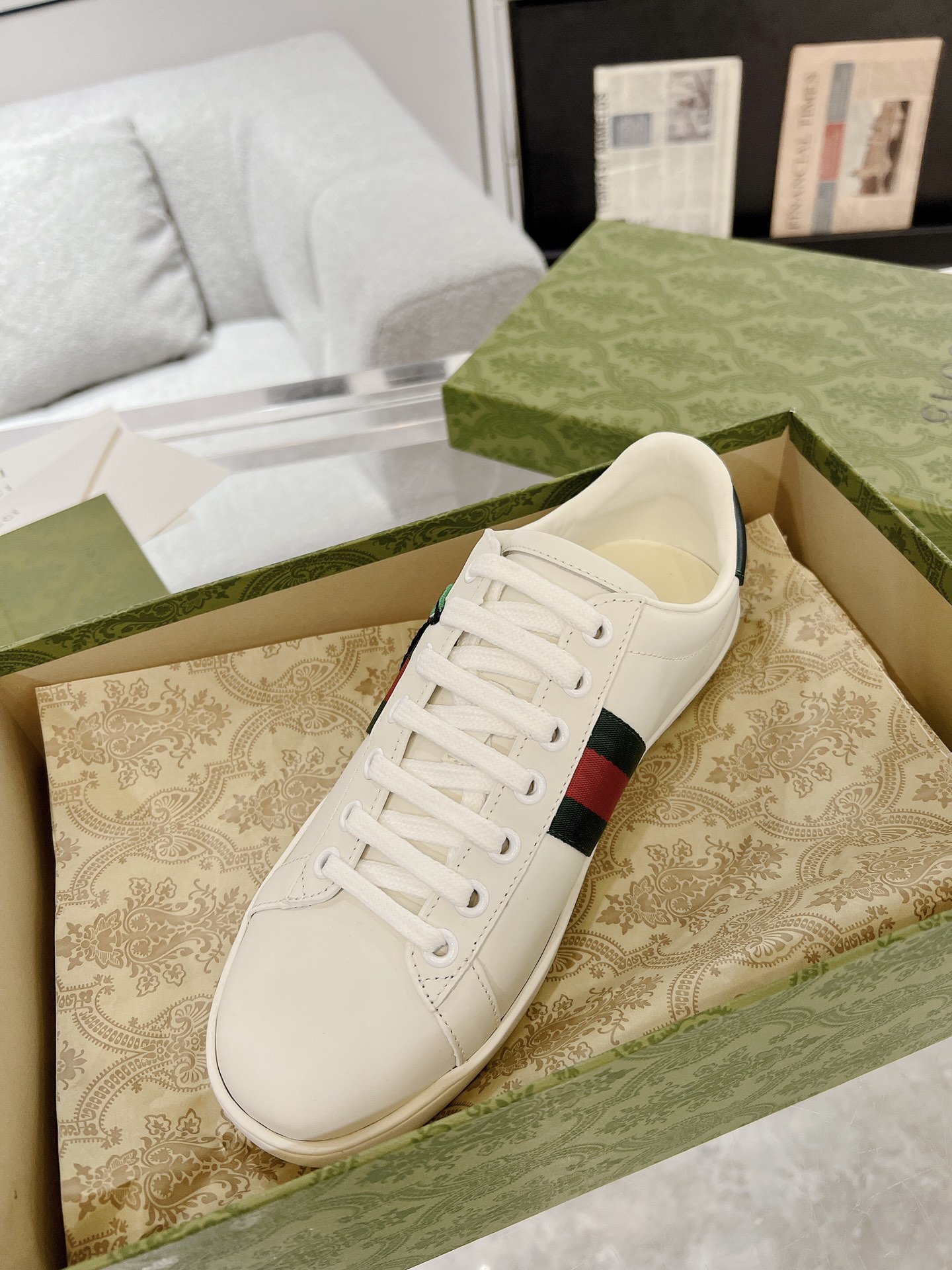 Gucci Sneakers-218