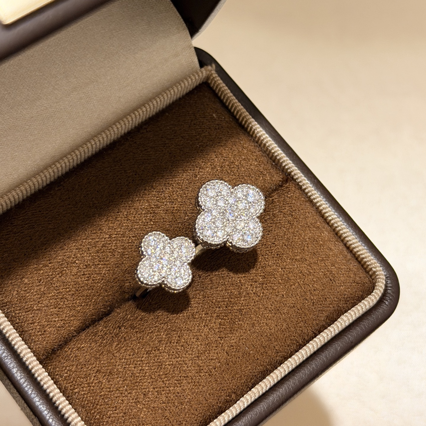 Van Cleef & Arpels ring-62
