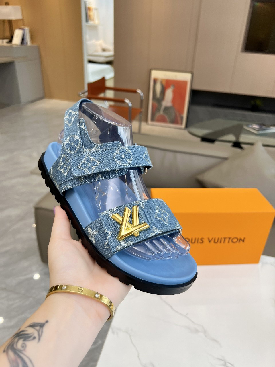 LV Summer footwear