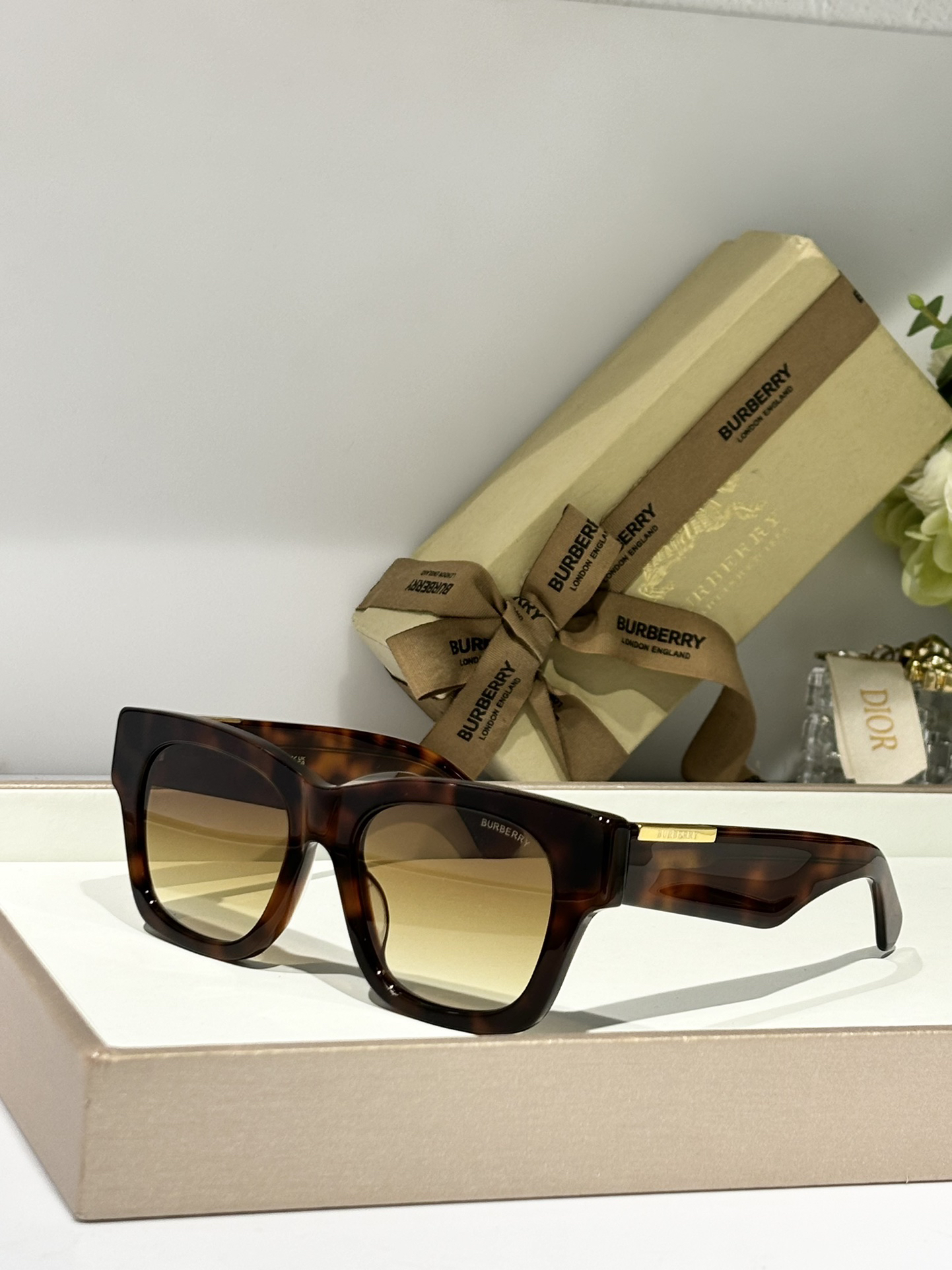 Burberry glasses-68