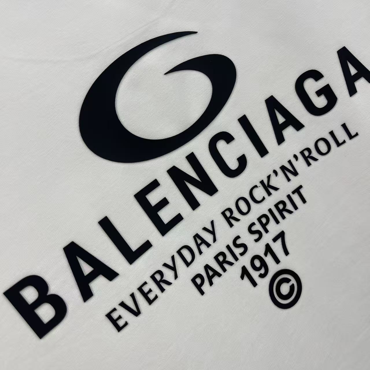 Balenciaga clothing-91
