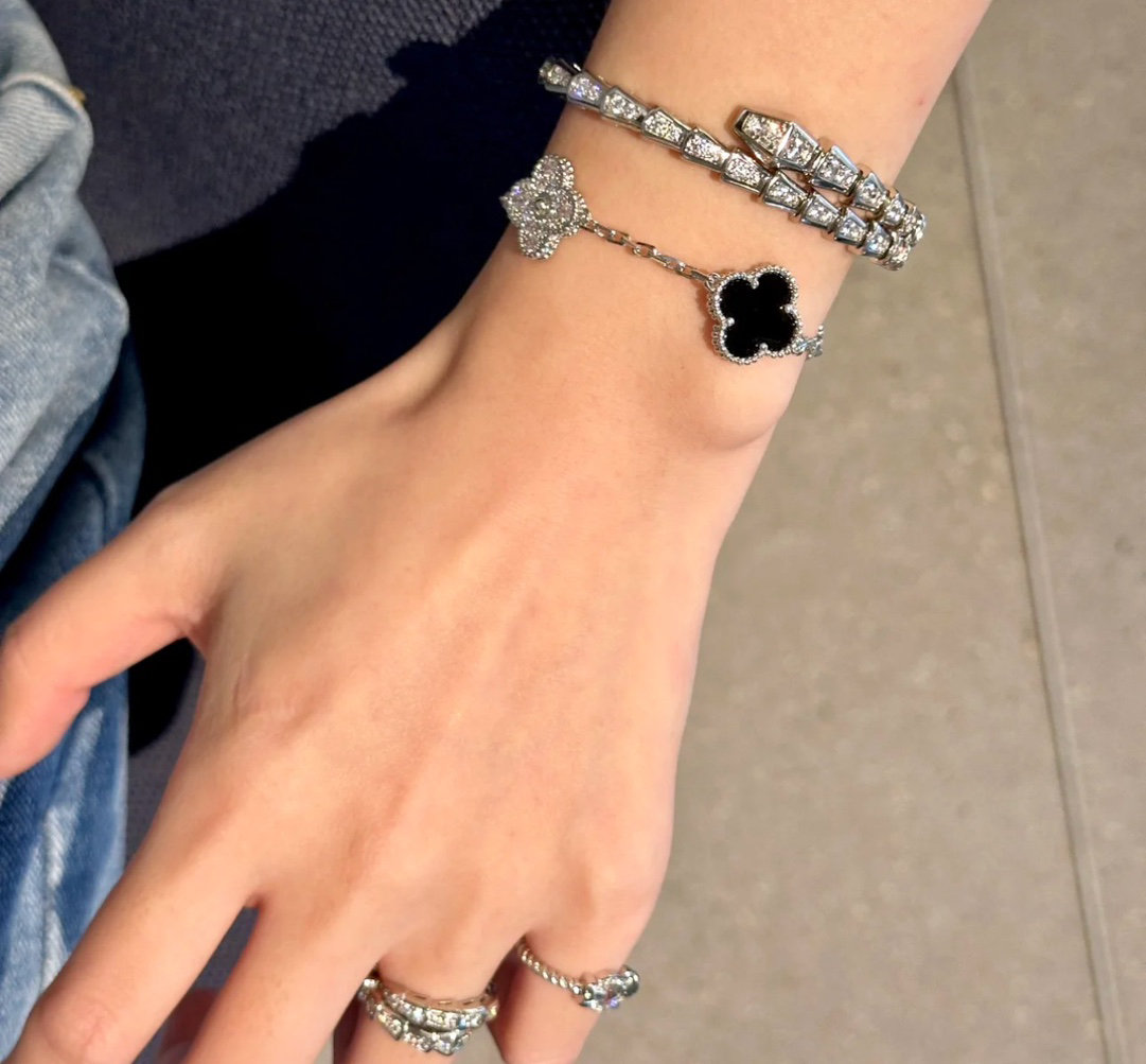 Van Cleef & Arpels Bracelet-30