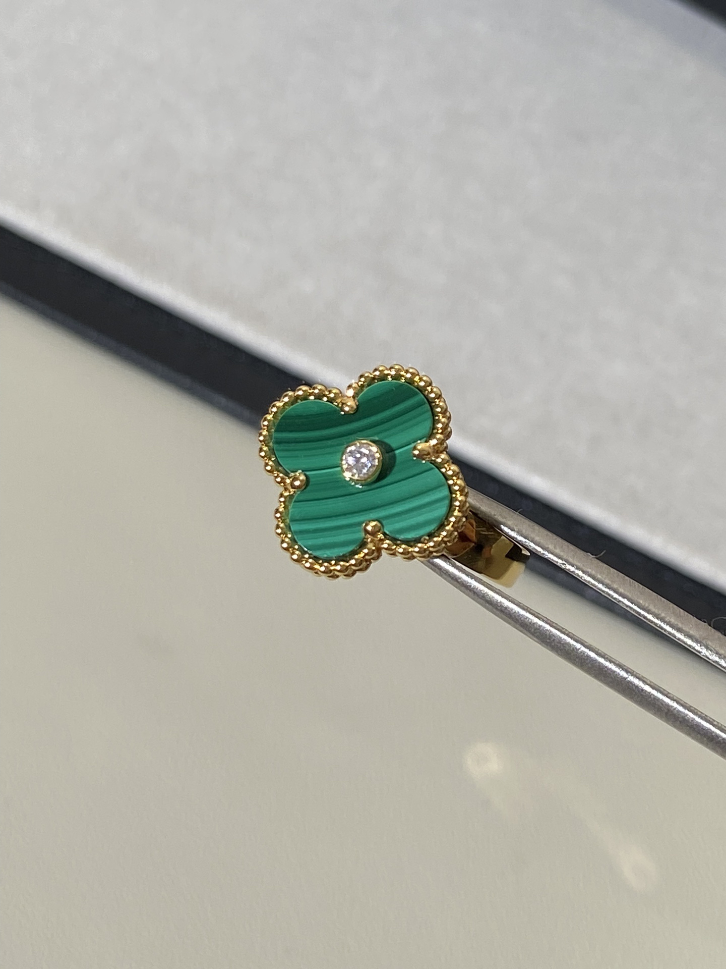 Van Cleef & Arpels ring-26