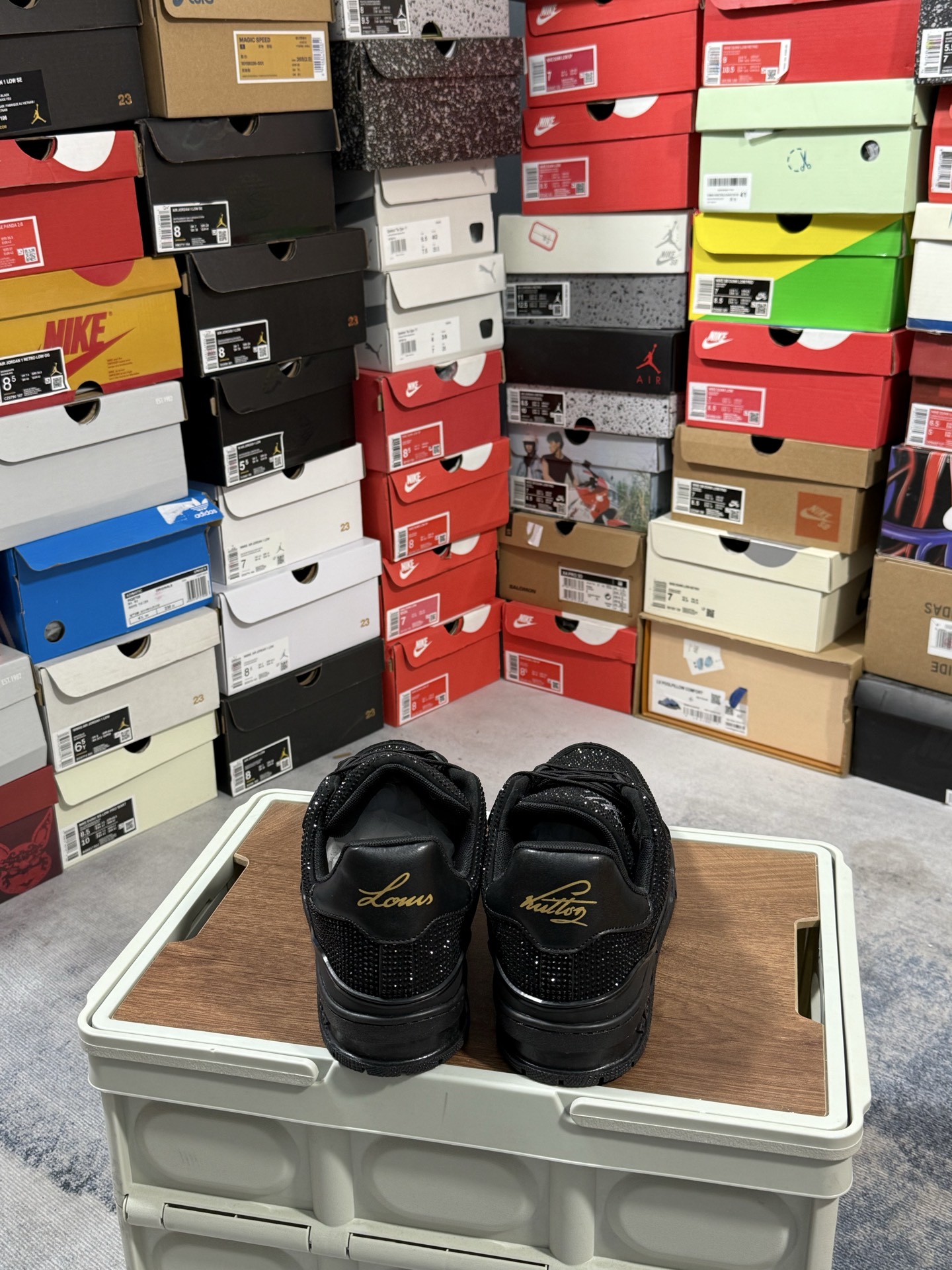 Lv Sneakers-114