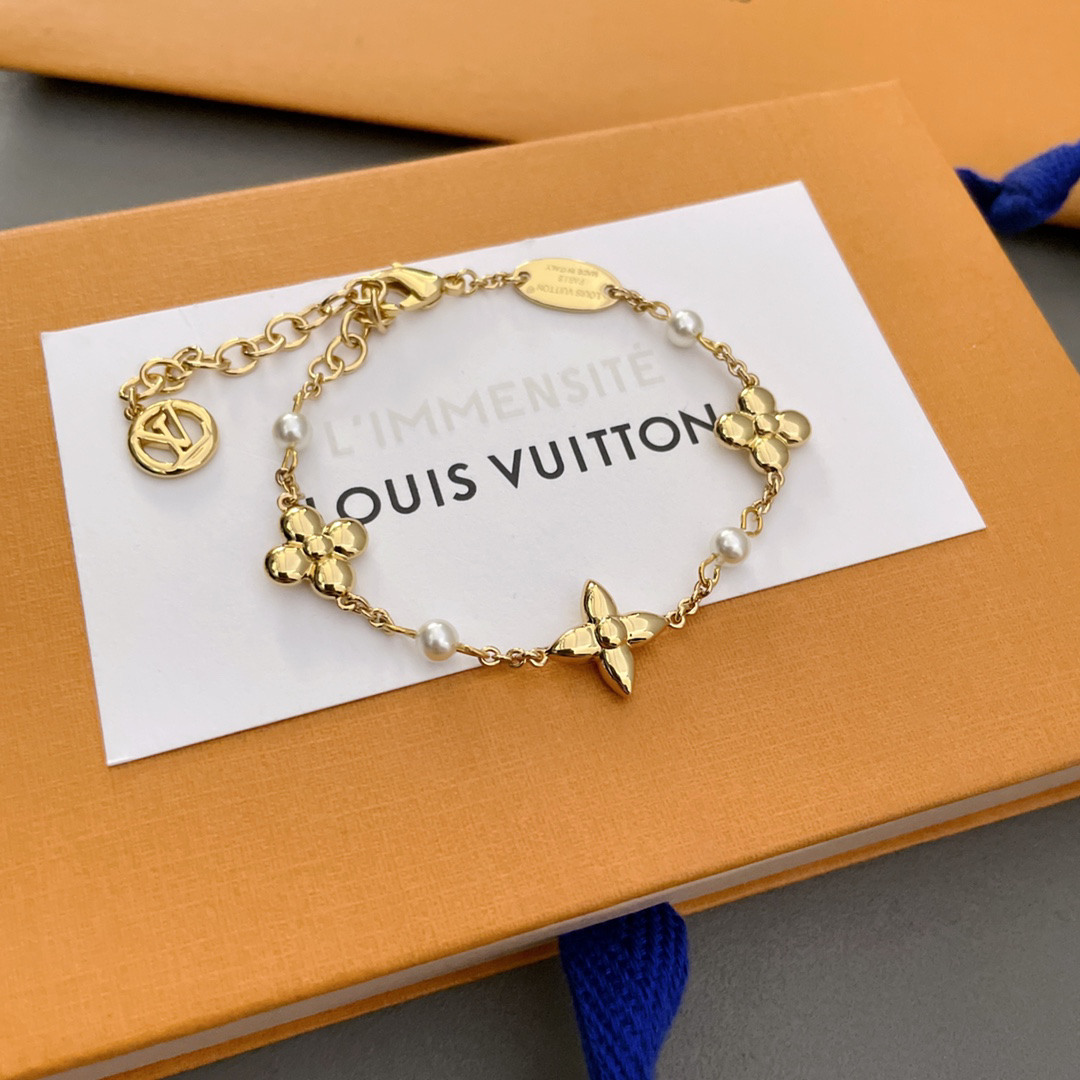 LV Bracelet-27