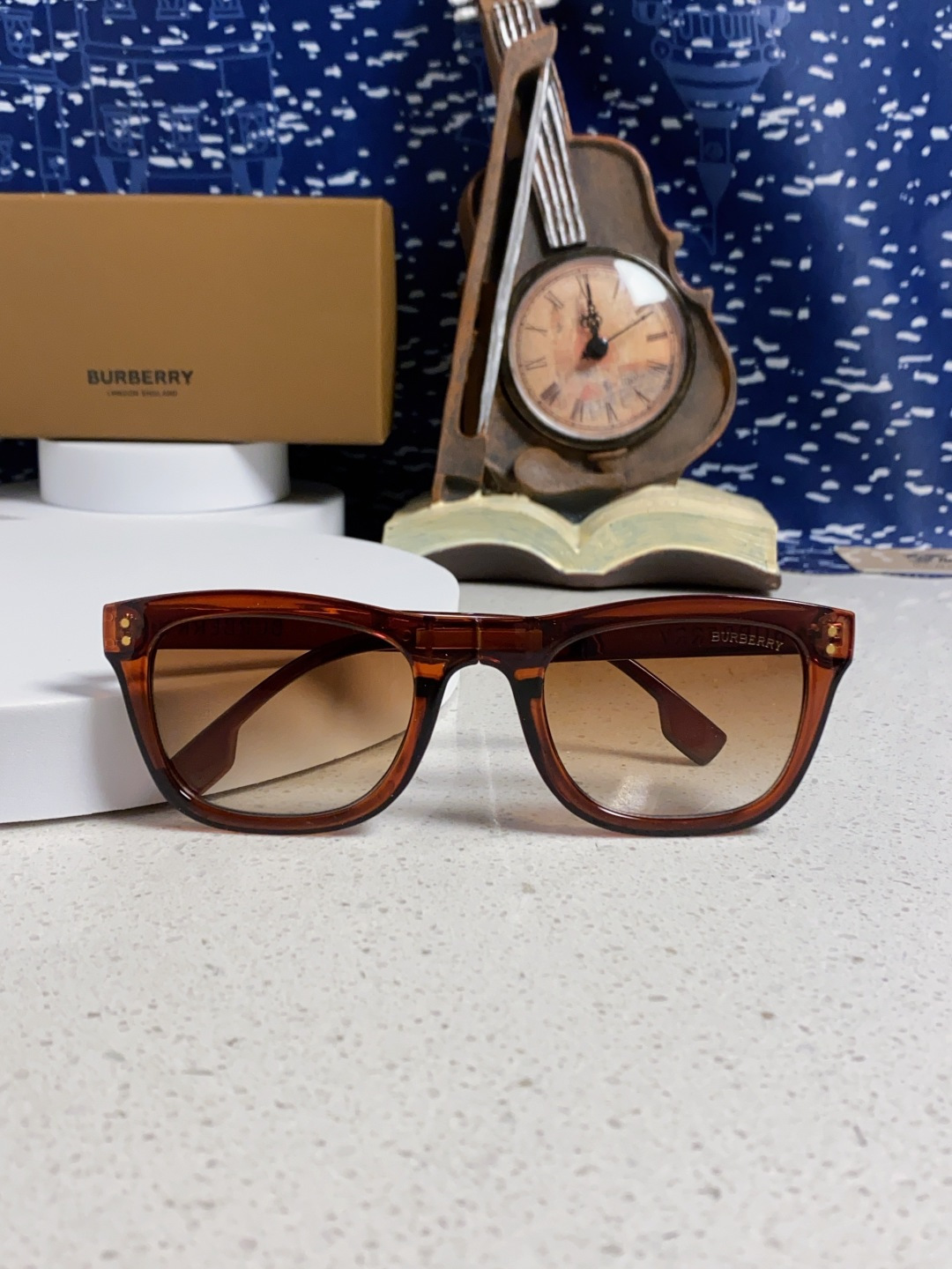 Burberry glasses-38