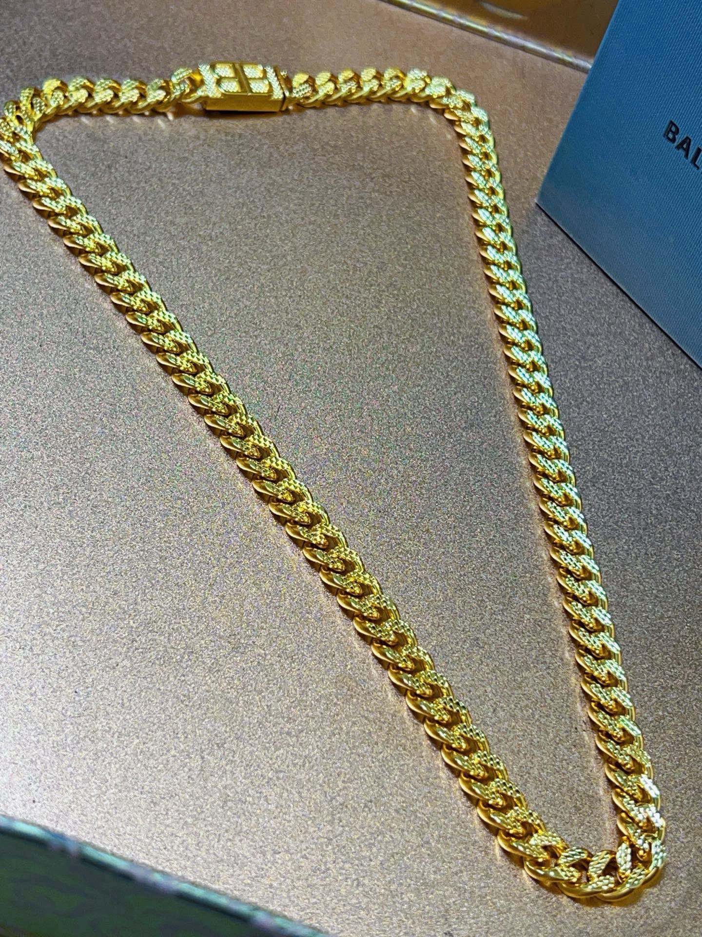 Balenciaga necklace-15