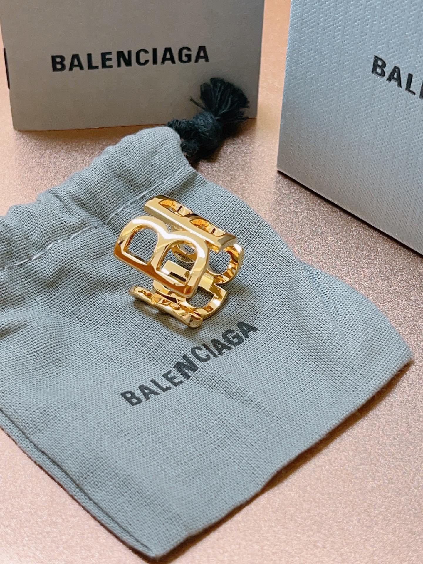 Balenciaga ring-10