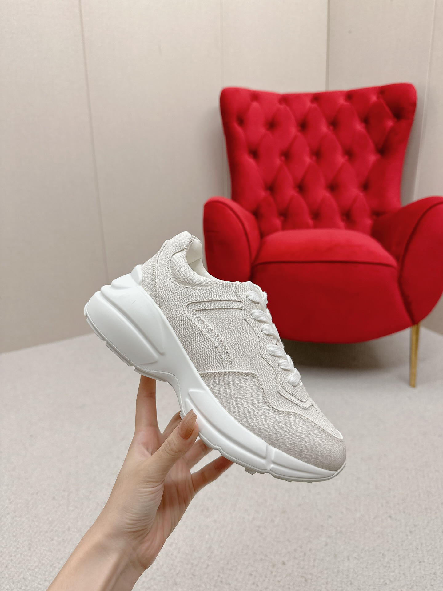 Gucci Sneakers-132