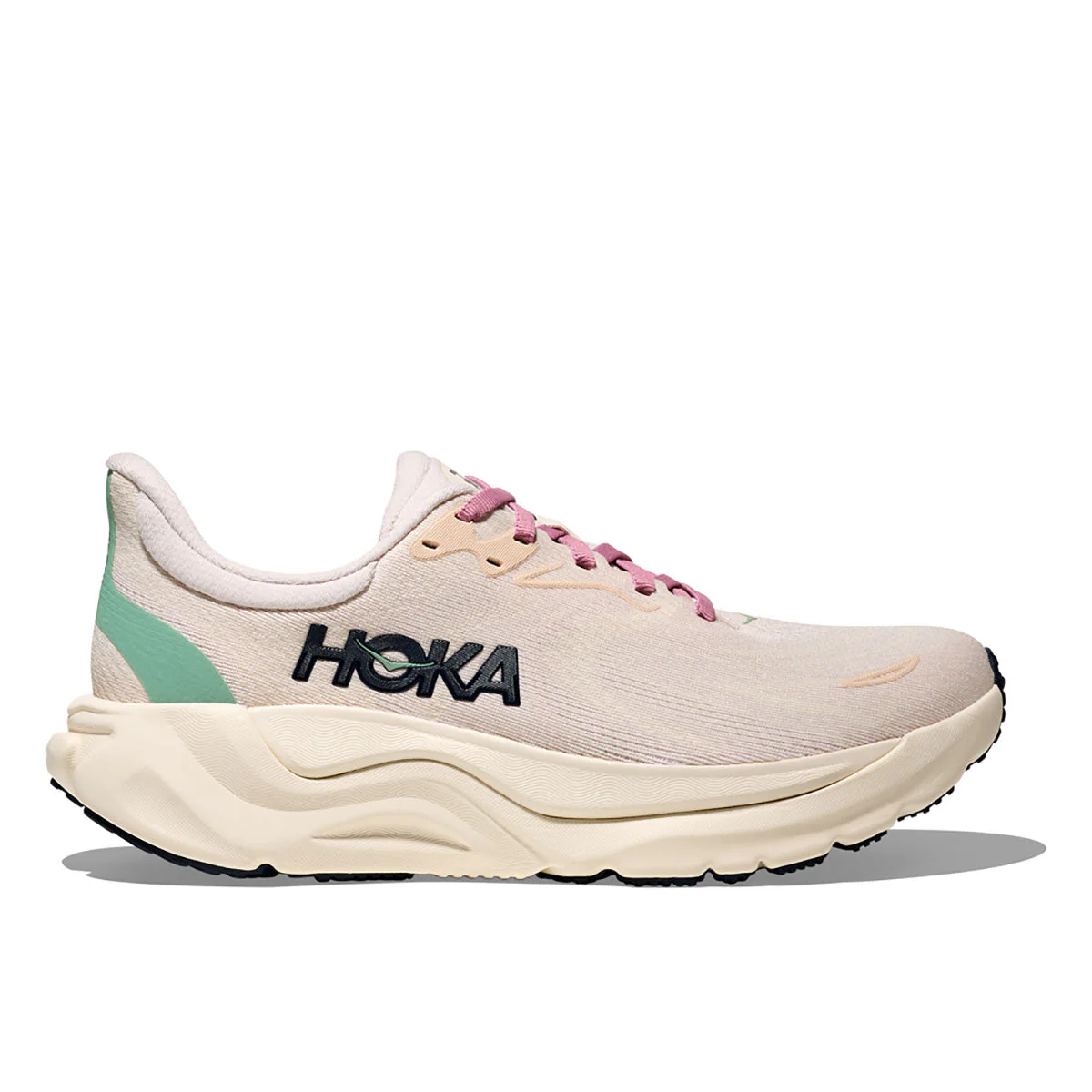 Women's Arahi 8